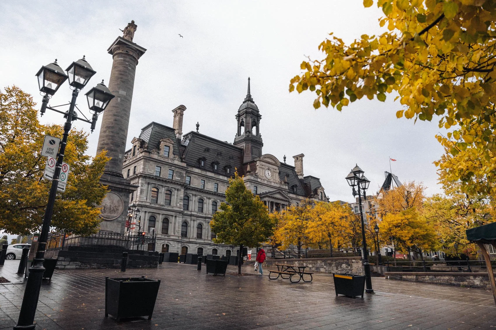 Itinéraire road trip Québec Automne vieux Montréal place