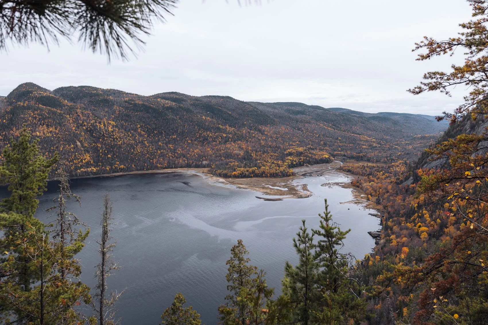 Itinéraire road trip Québec Automne parc national fjord saguenay randonnée notre dame baie éternité