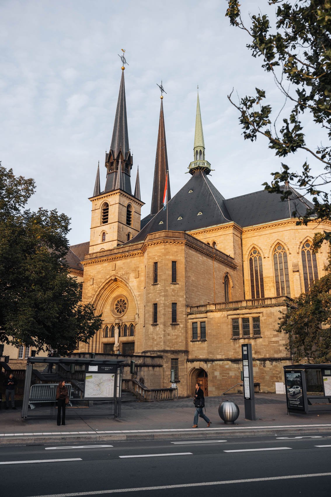 visiter Luxembourg ville haute cathédrale notre dame