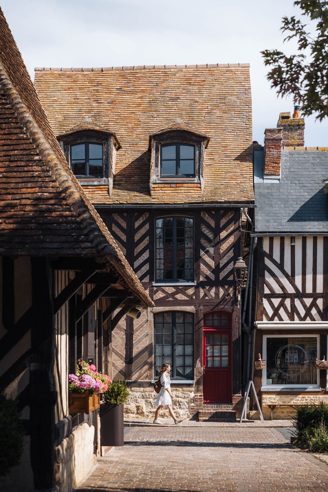 Week end Normandie Pays Auge Beuvron village maison colombages