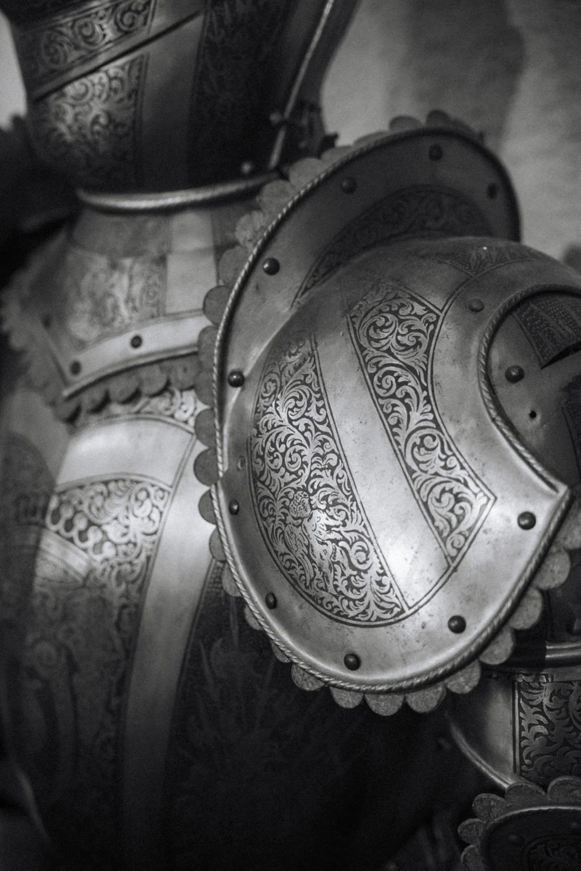 visiter Luxembourg ville Vianden château intérieur armure objets