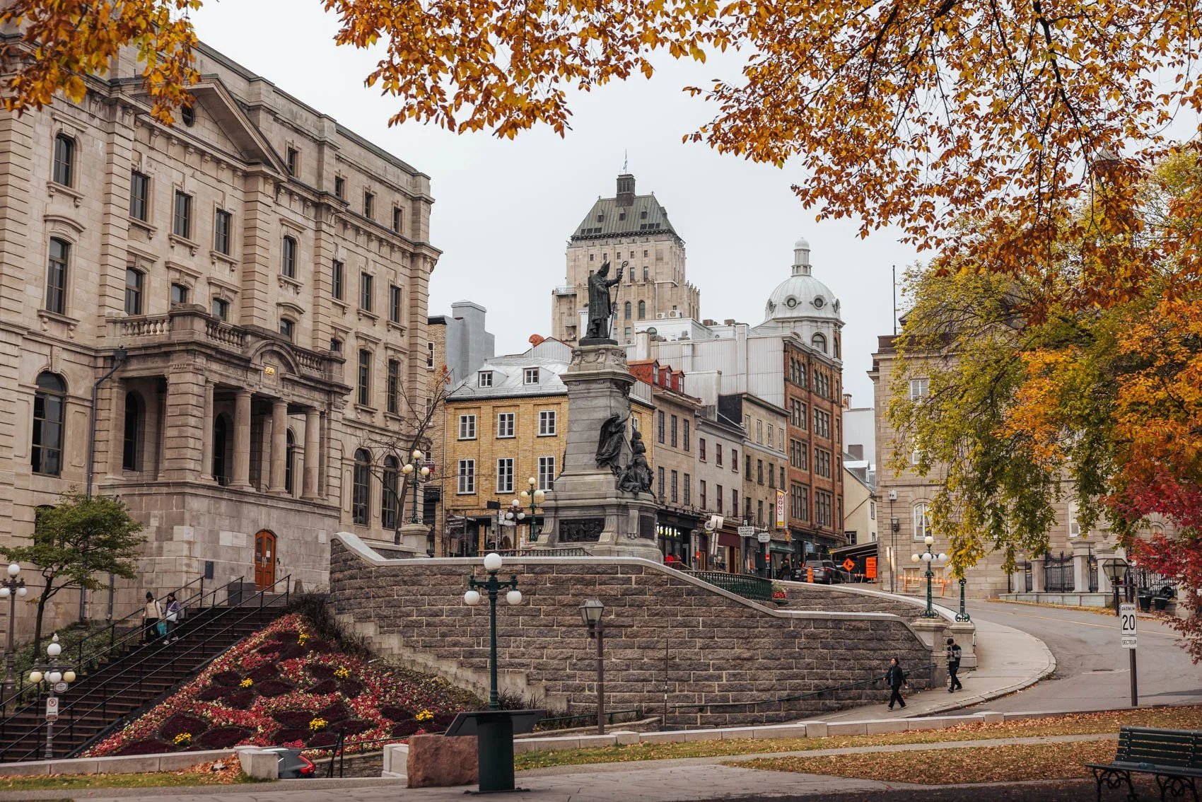 Itinéraire road trip ville Québec Automne hôtel de ville
