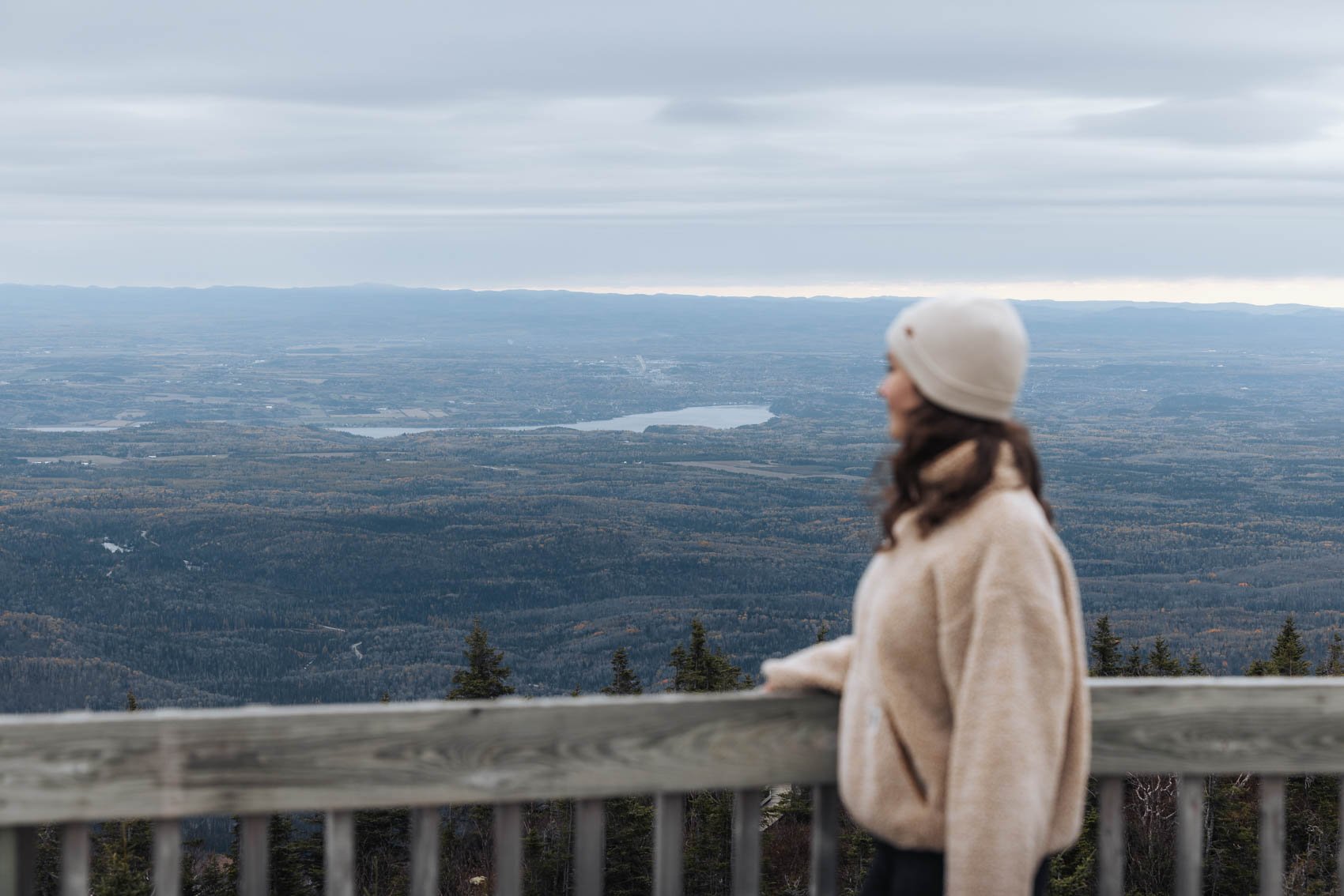 Itinéraire road trip Québec Automne parc national Monts Valin fjord Saguenay pic de la Hutte vue
