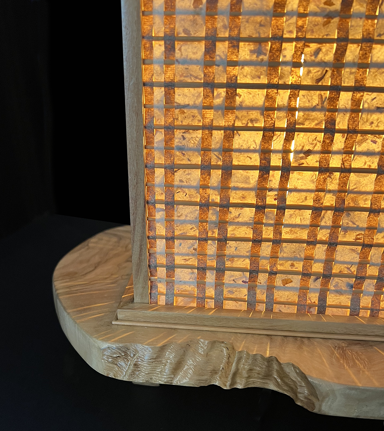 lamp.2024.1detail.sm.png