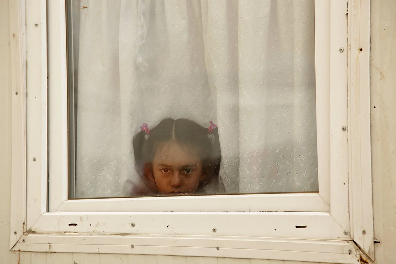 Young girl in the Syrian refugee camp