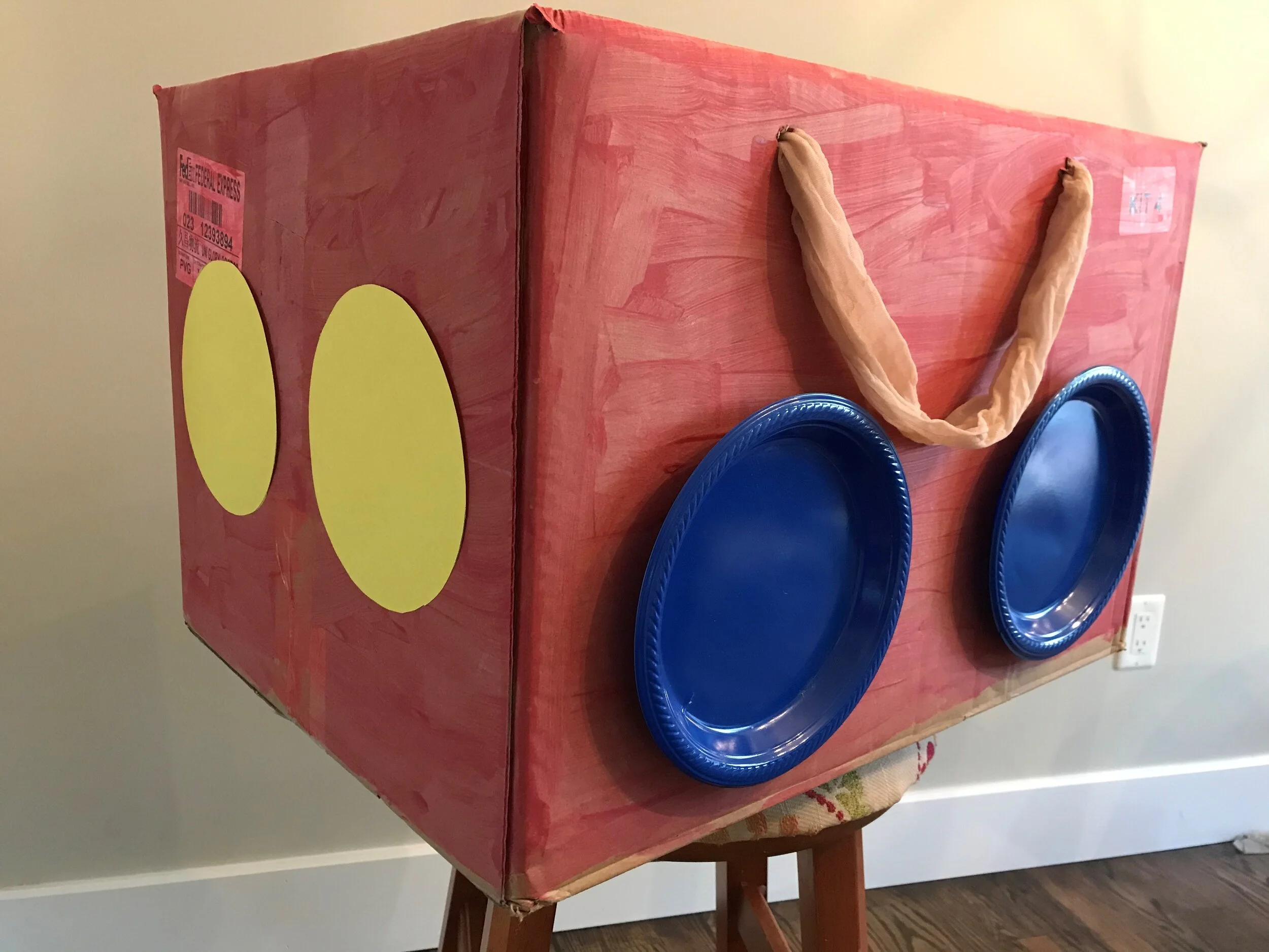 dramatic play car.jpg