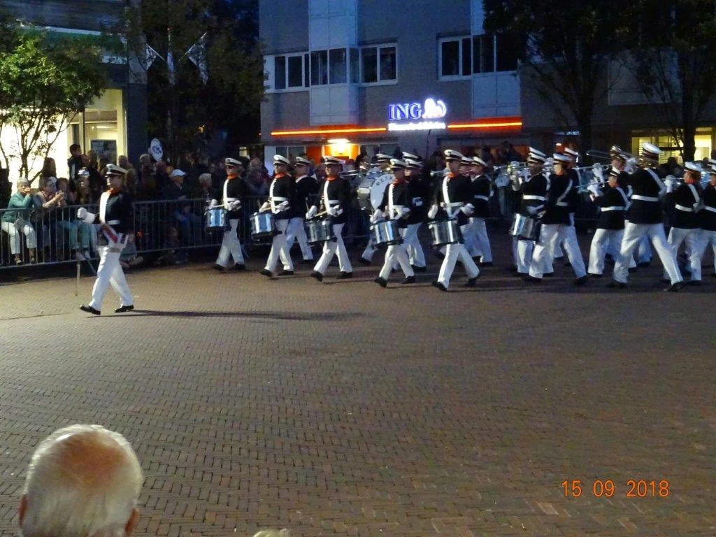 43117689410_71eaf077ee_b.jpg