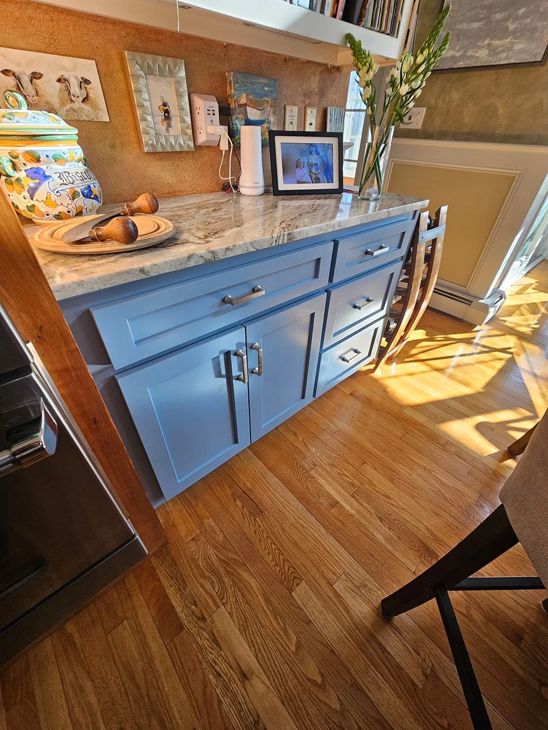 Max Cabinets - Blue Kitchen2.jpg