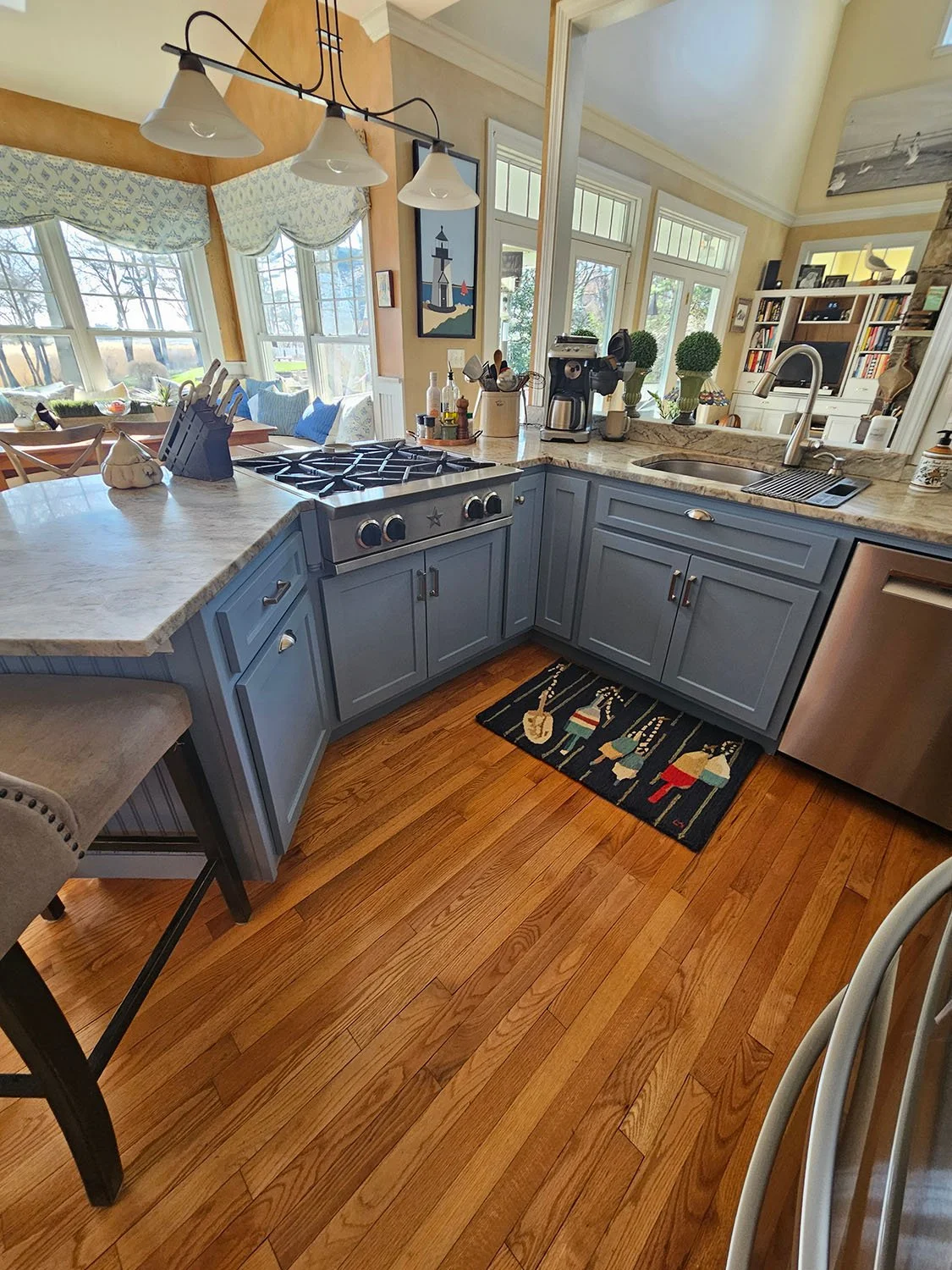 Max Cabinets - Blue Kitchen4.jpg