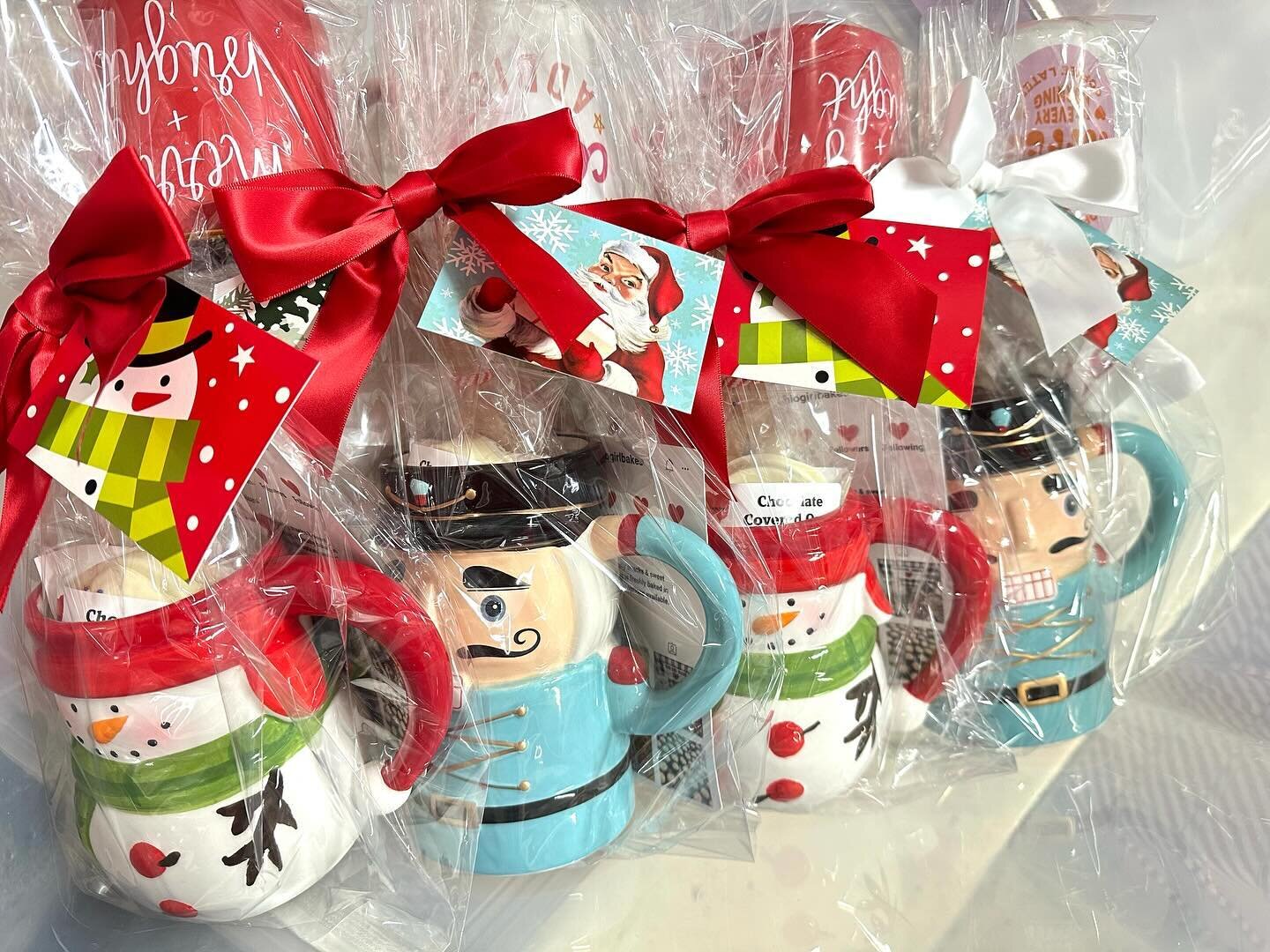 We&rsquo;re packing all of these cuties for the Hillard Hollyfest Arts &amp; Crafts Show this Saturday&mdash;9 am-3 pm. Let us help you check some things off your holiday gift list this year! 🎁🎄🎅🤶 @pboose_7 and I can&rsquo;t wait to see you there