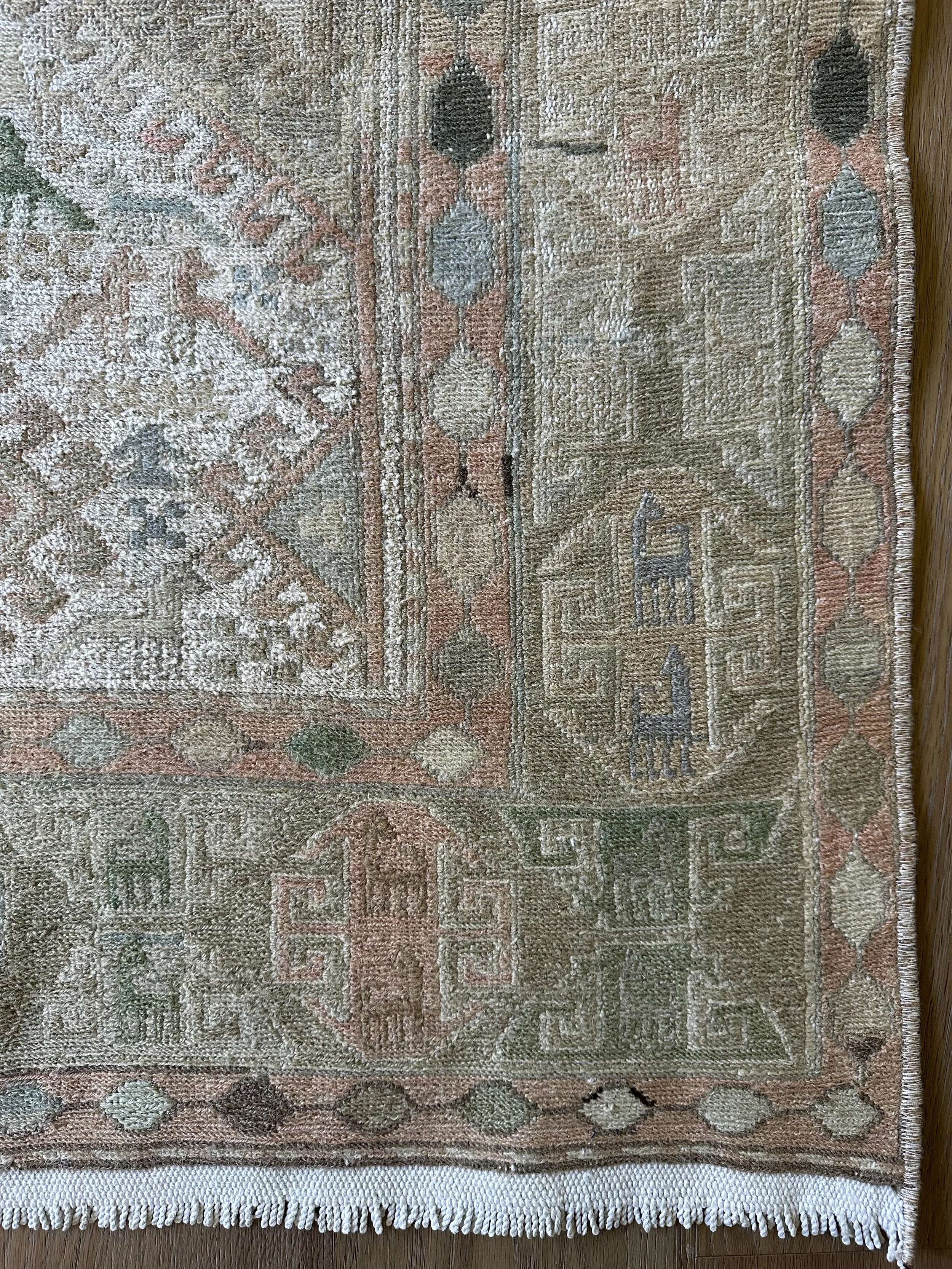 Sadie (3’11”x6’6”)