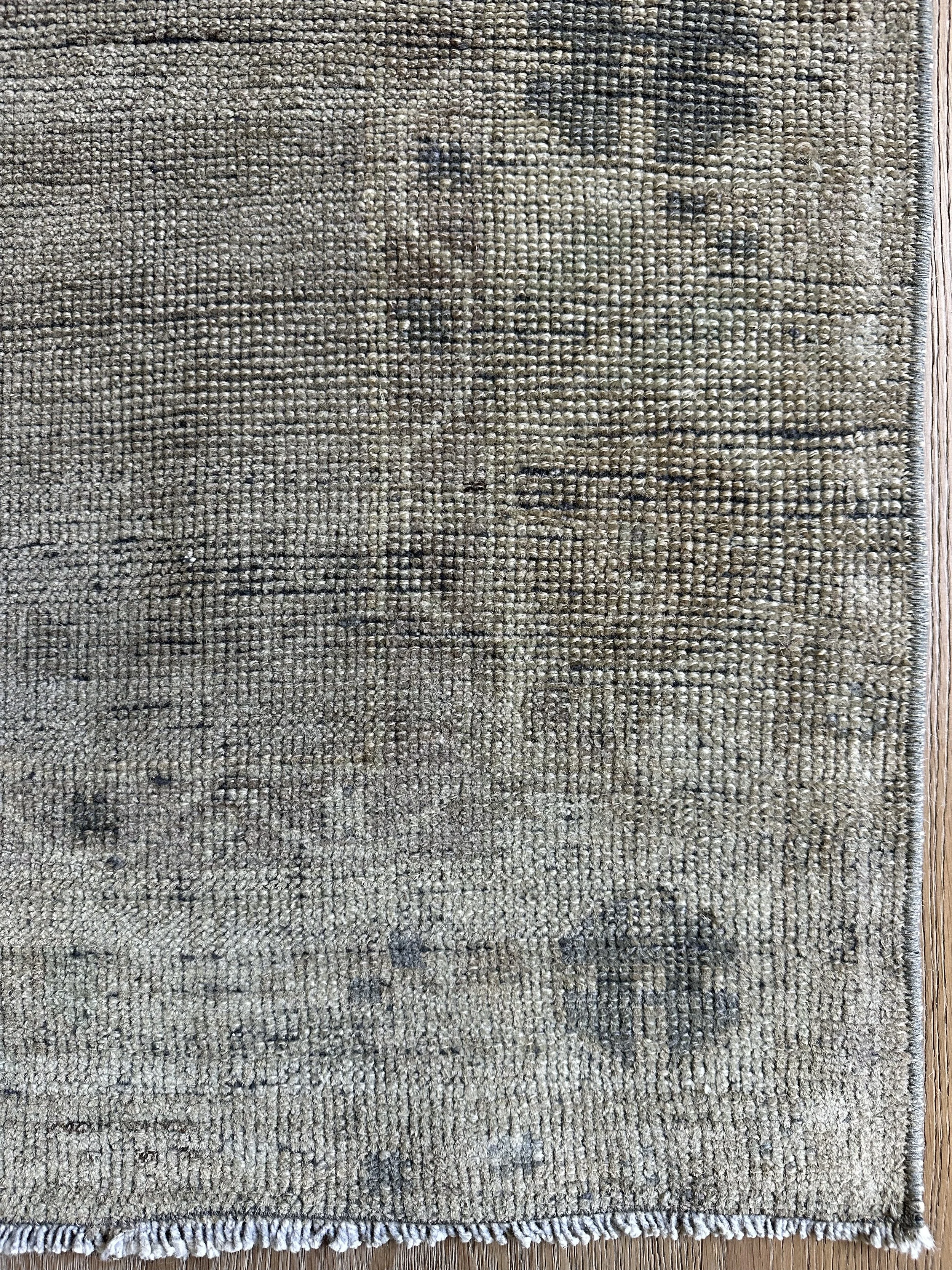 Heath (4’2”x7’7”)