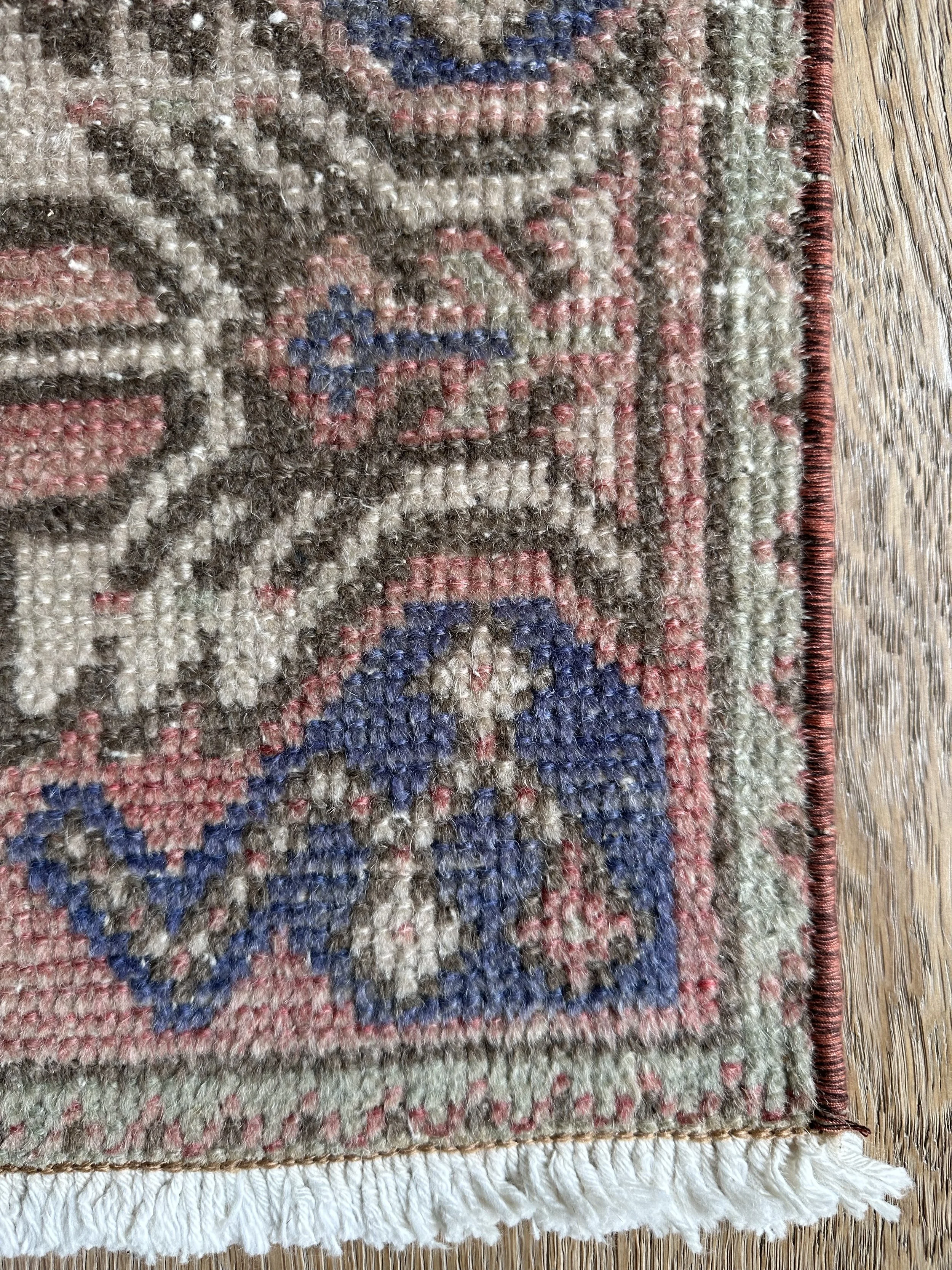 No. 233 (1’6 x3’1”)