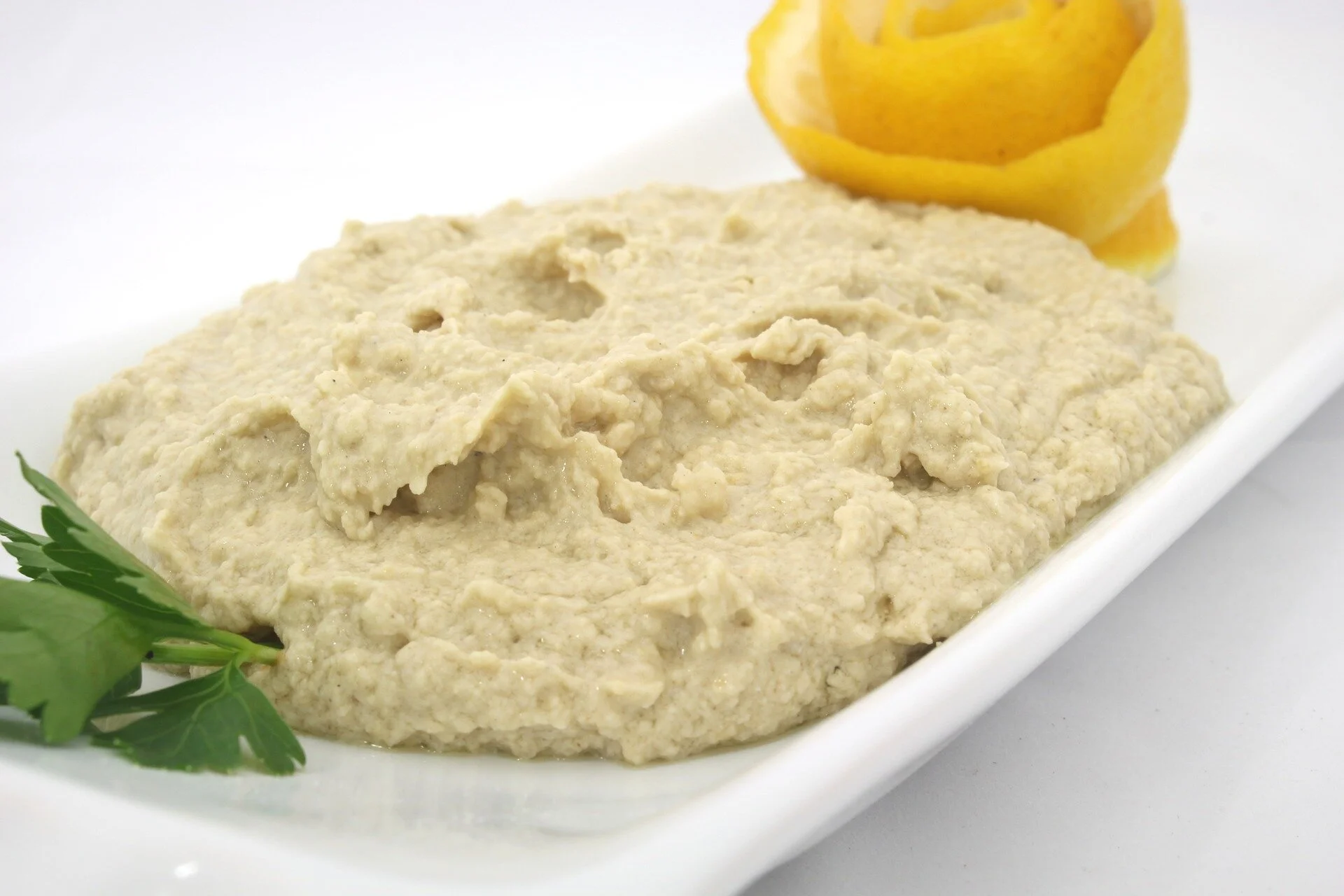 hummus-812675_1920.jpg
