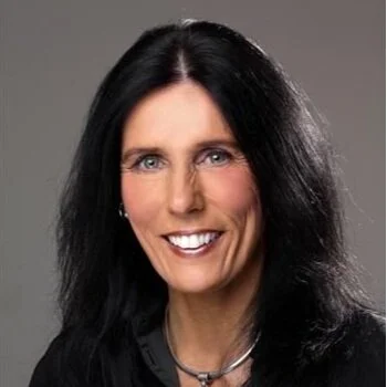 Finding Your Answers with Dr. Tieraona Low Dog- Speaker, Author, and Medical Consultant 