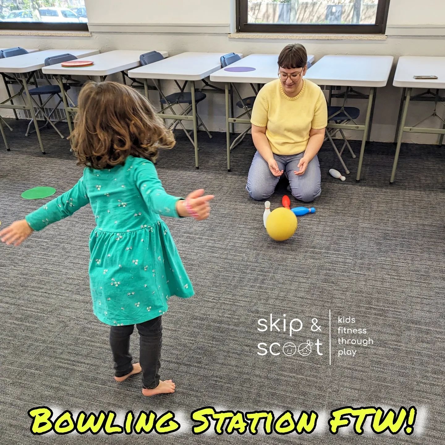 Strike!! 🎳 Happy Friday! 🫶🏻💛🌞

#skipandscoot #chicagobirthdayparties #chicagokidsactivities #chicagooutdoors #chicagokidsclasses #chicagomommy #chicagokidsclasses #chicagofamilies #chicagomom #chicagomoms #chicagopreschool #chicagonannies #momso