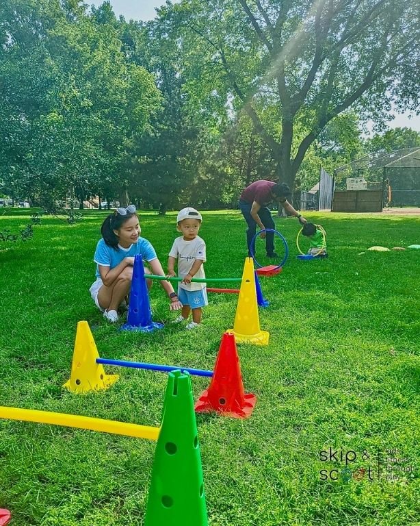 Outdoor kids fitness classes? Yes, please! 

Head to www.skipandscoot.com to register! We can't wait to see you in class! 🌷

#skipandscoot #chicagobirthdayparties #chicagokidsactivities #chicagooutdoors #chicagokidsclasses #chicagomommy #chicagokids