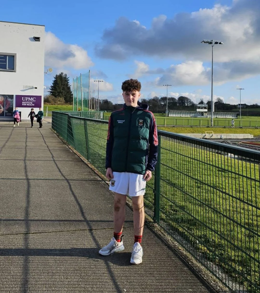 LEO LINES OUT FOR MAYO