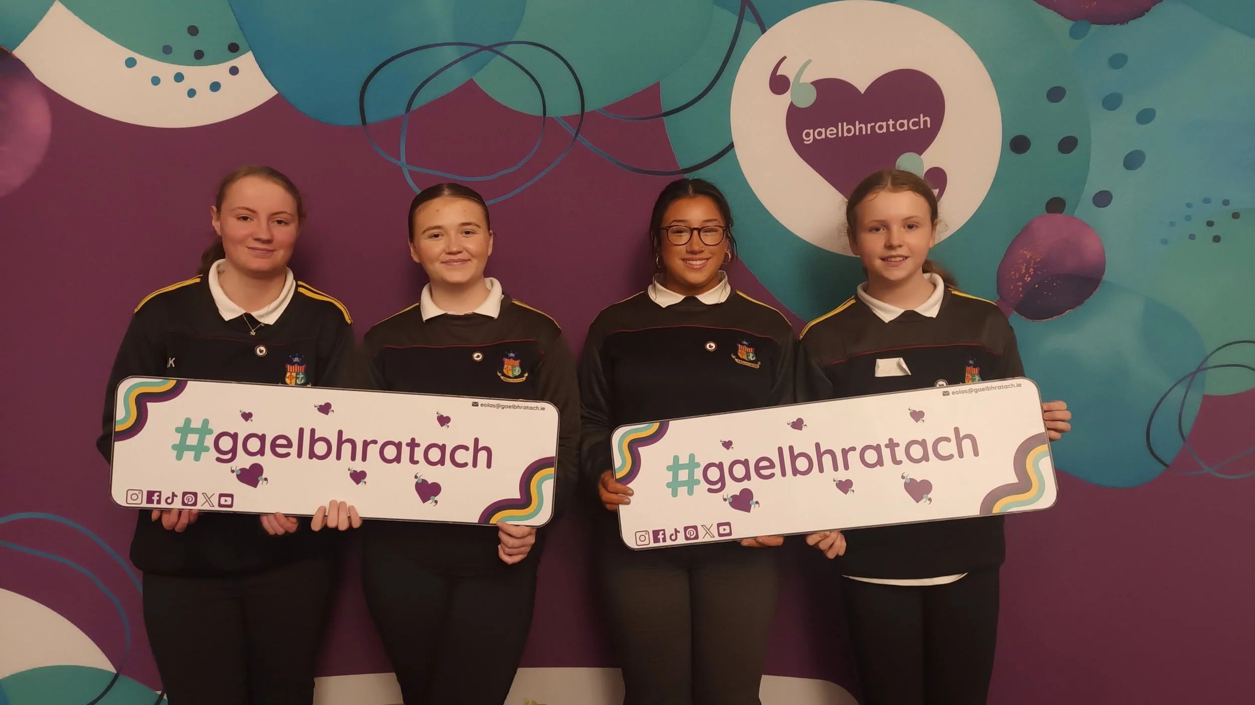 Cailíní ag Mórchearlann 25-26 (1).jpg