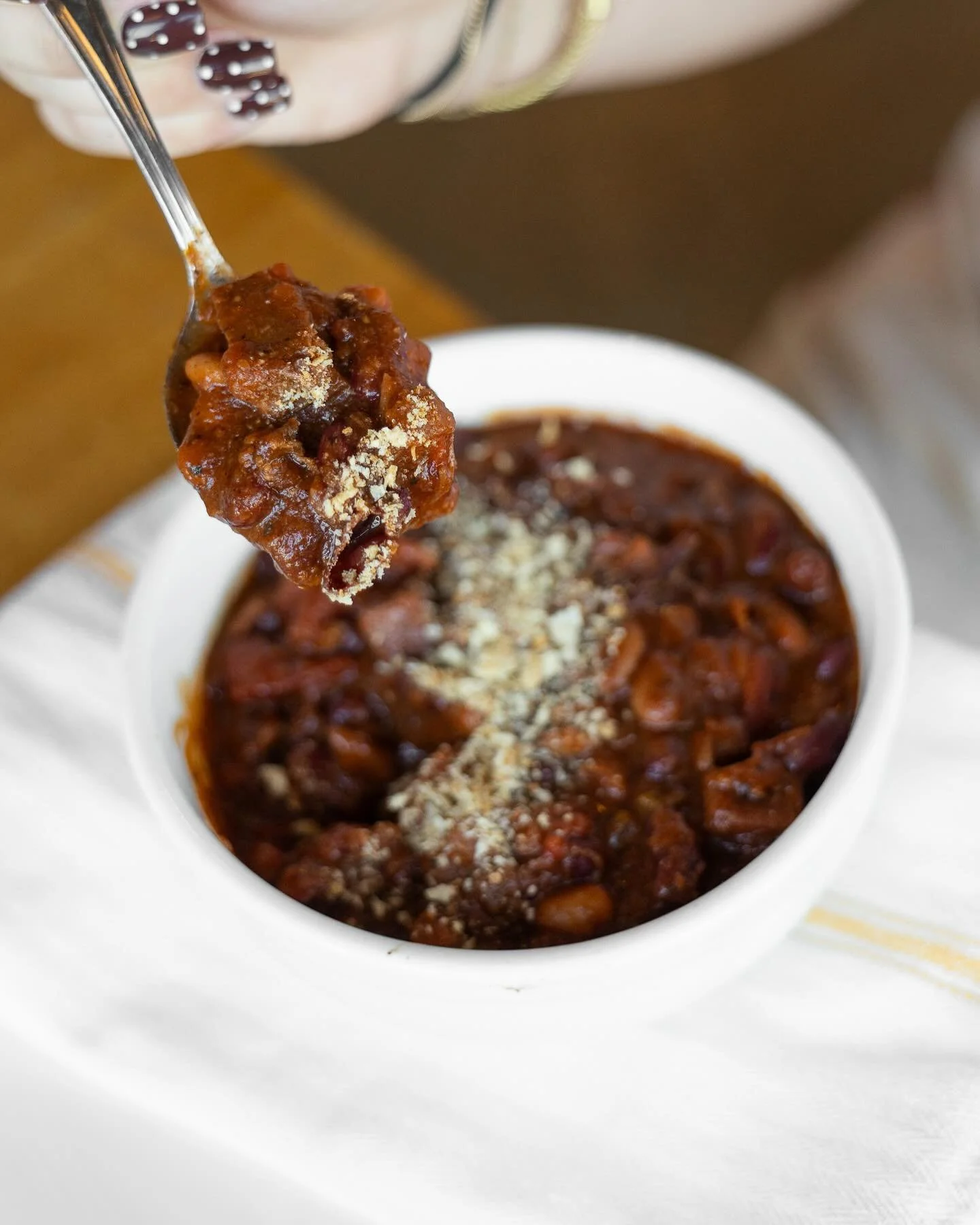 It&rsquo;s a soup kind of Tuesday!
We&rsquo;re serving up brisket chili, vegan chili, and tomato bisque to warm your belly!
Join us on @southgrandstl or @washington_avenue u til 2pm!