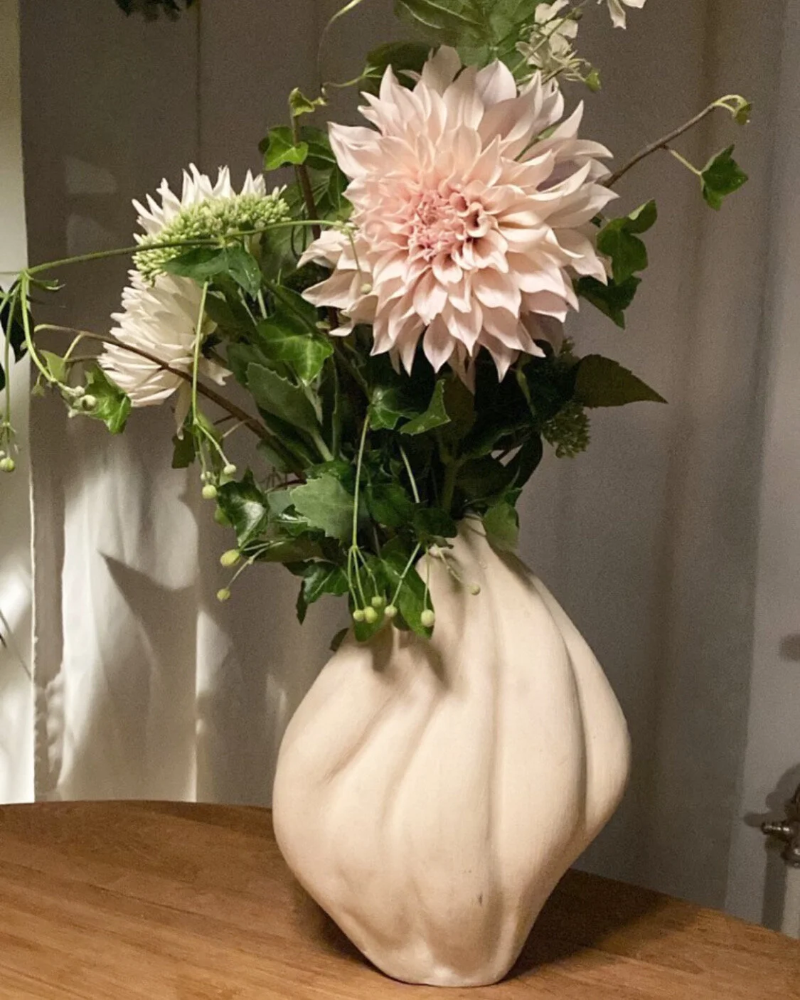 E372254B-F918-4B0F-B710-DD83B200FE97