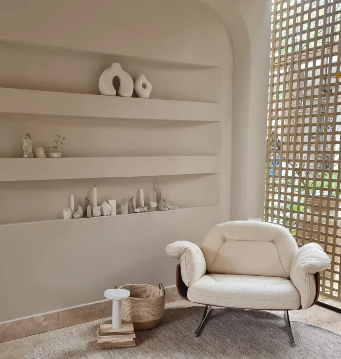 FB47AB52-E876-4235-984F-7845AD23D943