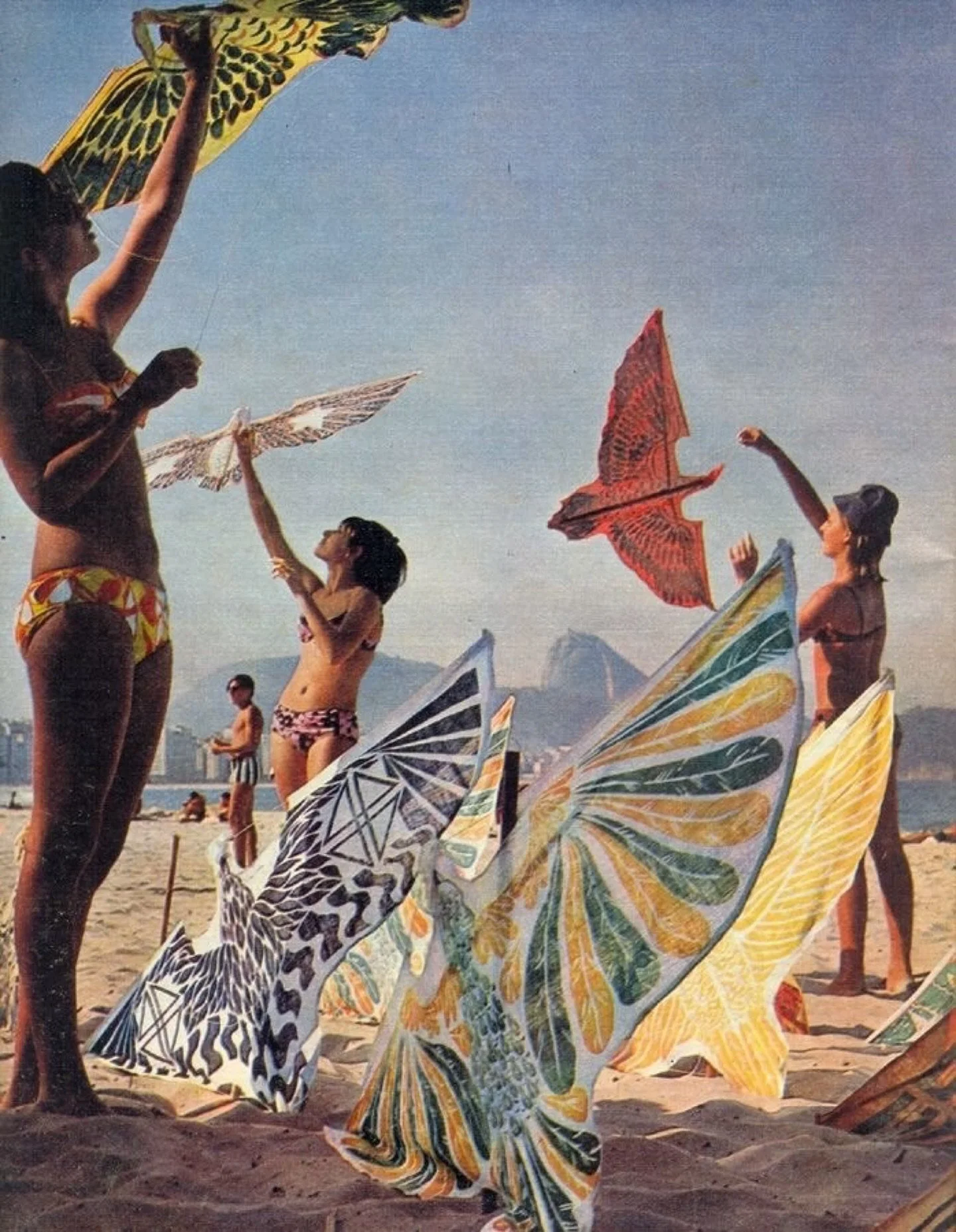 1960s postcards of kites on Copacabana Beach 🪁 via @sheena.miyake