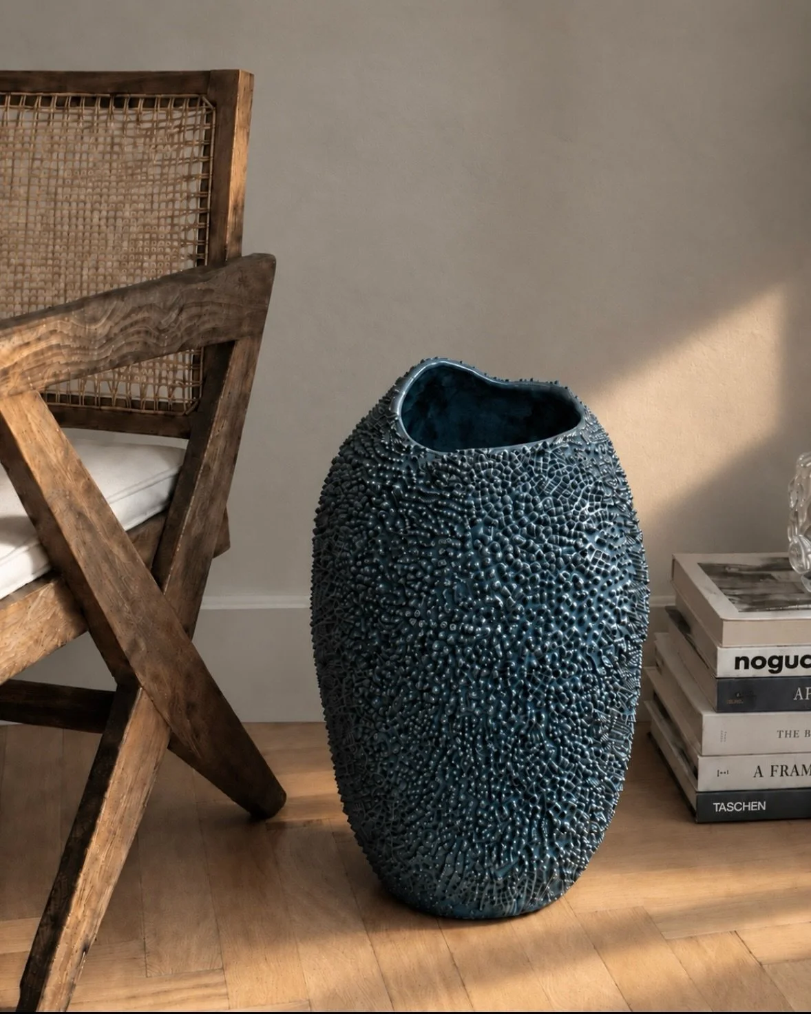 One of our largest vases to date - Jaca Vase No.17 Petrol Blue, made in RIO 💙