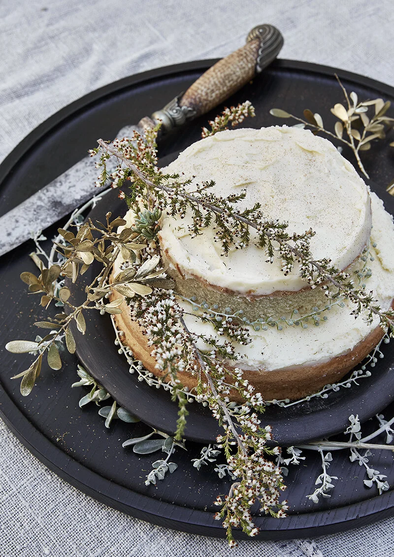 The Naked Cake