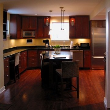 2_hiatt_kitchen_resized.jpg