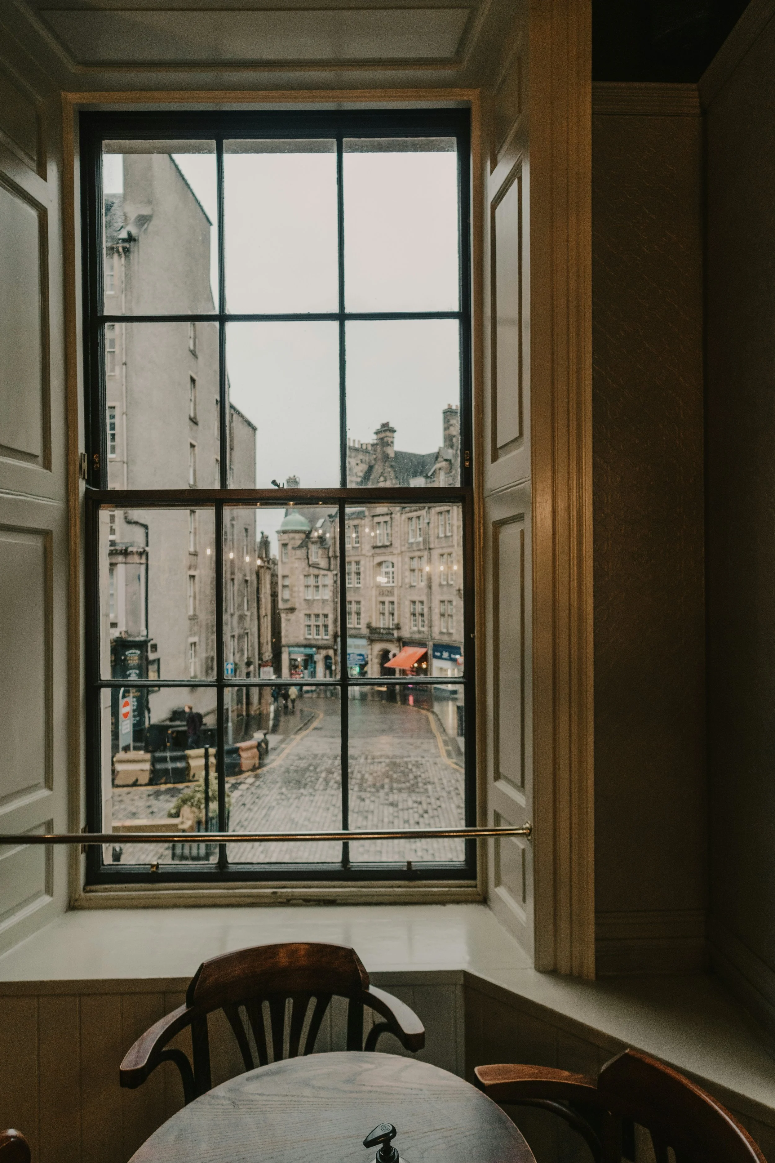 Beyond Travel Photographs: The Psychology of Creative Travel Journaling