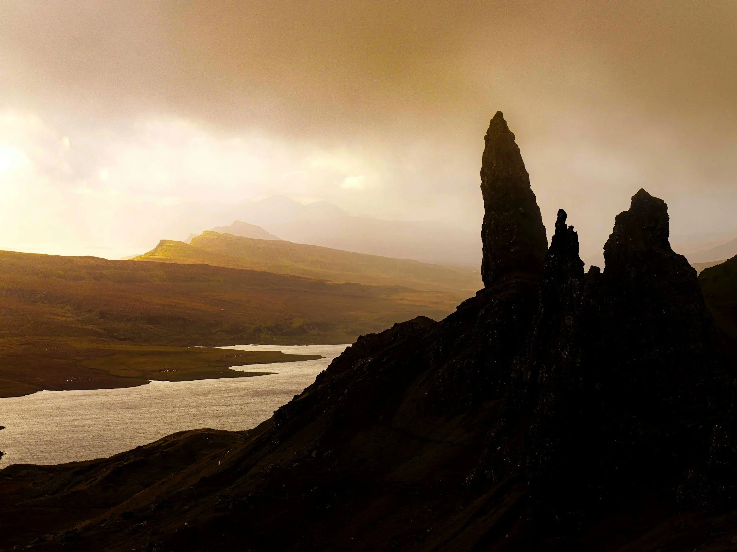 The Psychology of Ancestral Travel: Why We Go Looking for Where We Came From