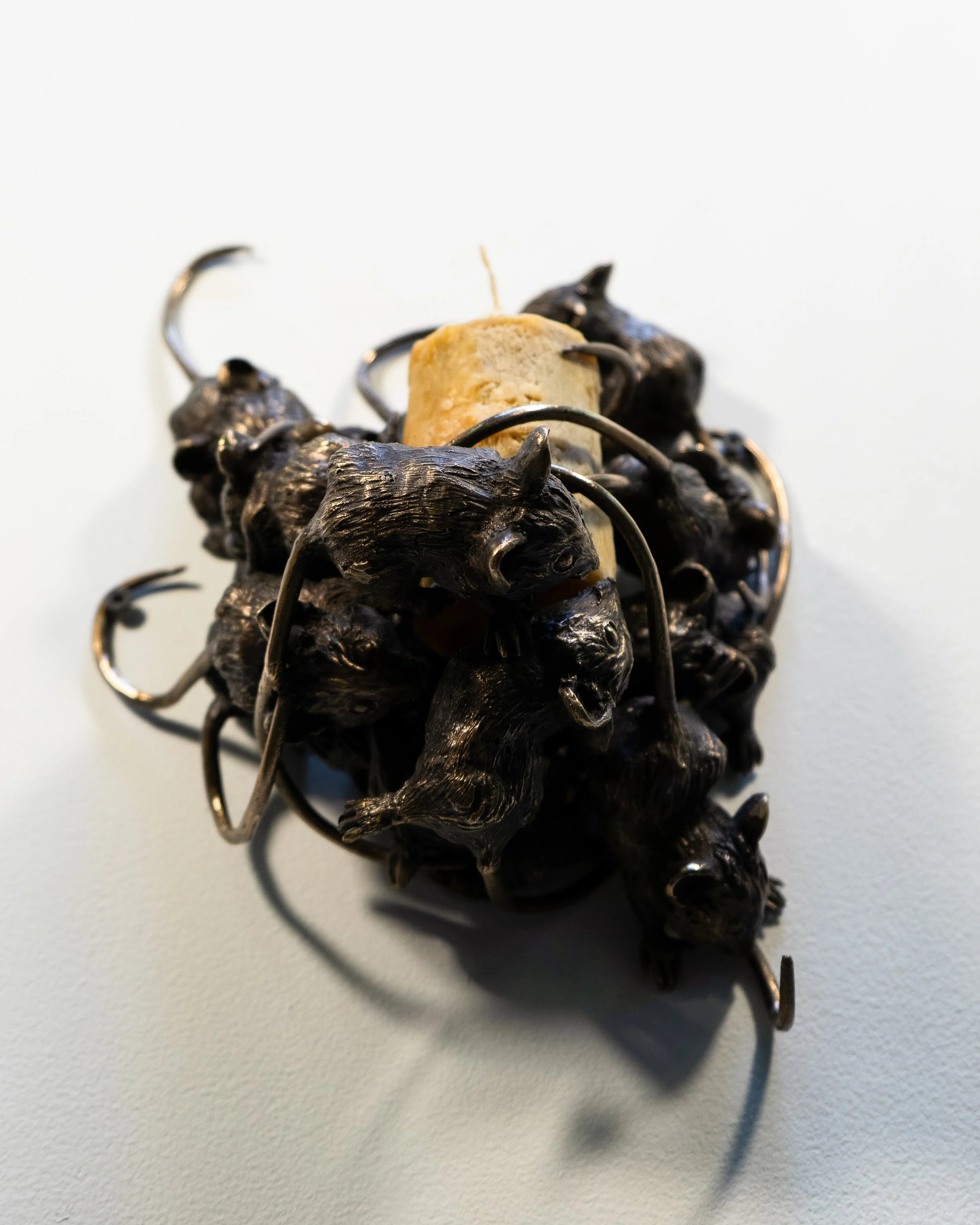 Mice Sconce Keep-5.jpg