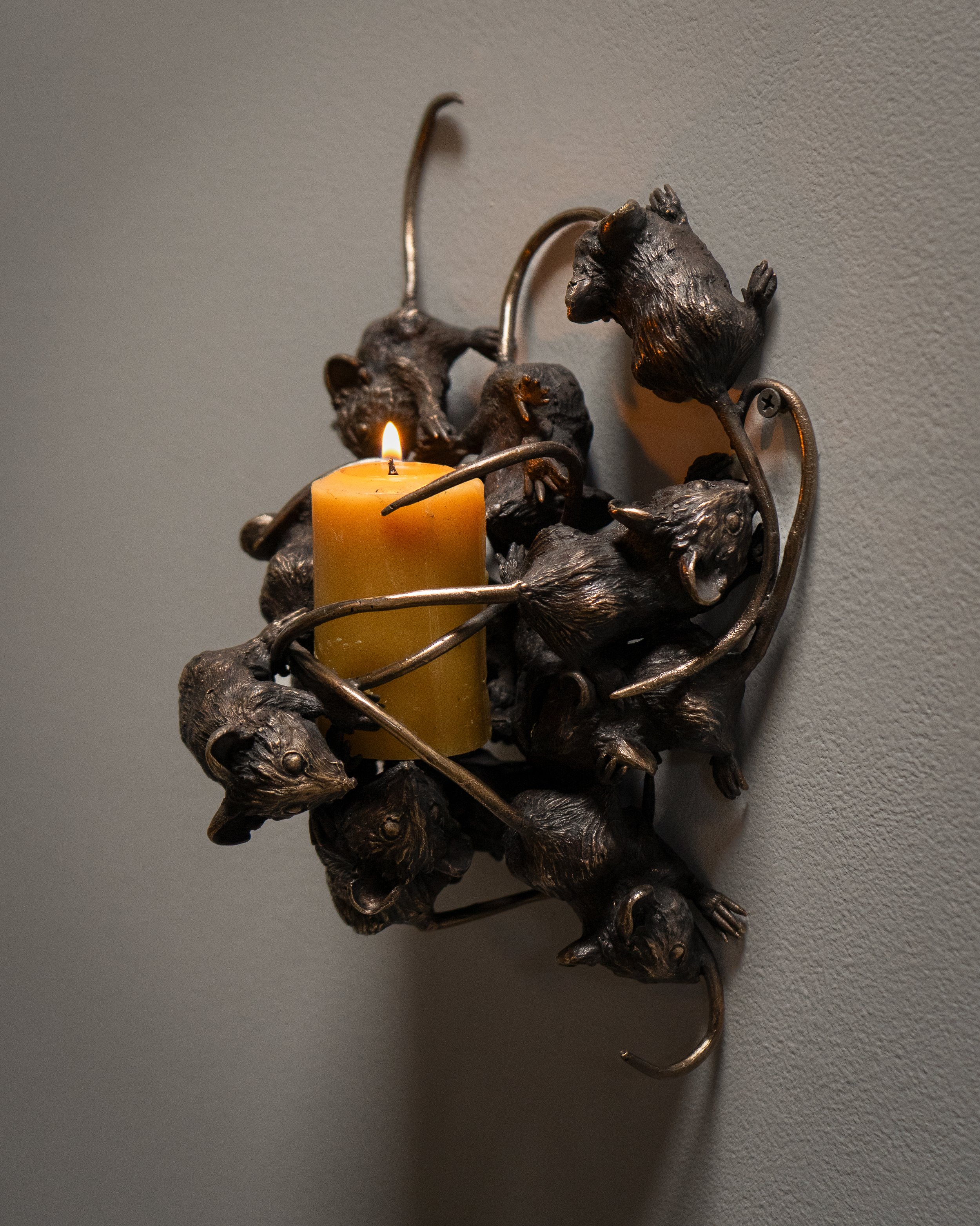Mice Sconce Keep-3.jpg