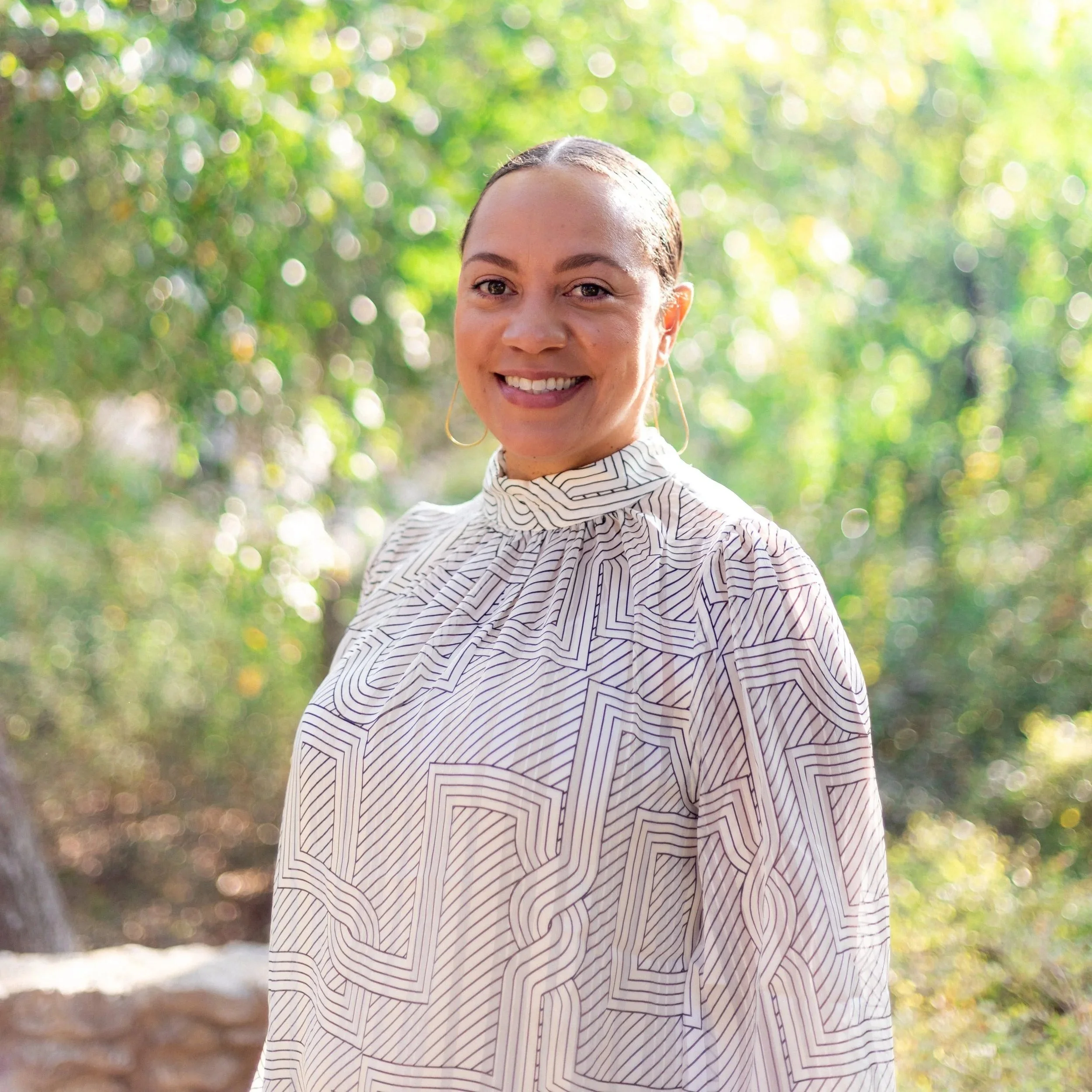  Ayeshia Toy  Ayeshia is an experienced Human Resources executive and leadership coach who has called Austin home for over a decade. With more than 20 years of experience leading people and culture initiatives, she is passionate about building workpl