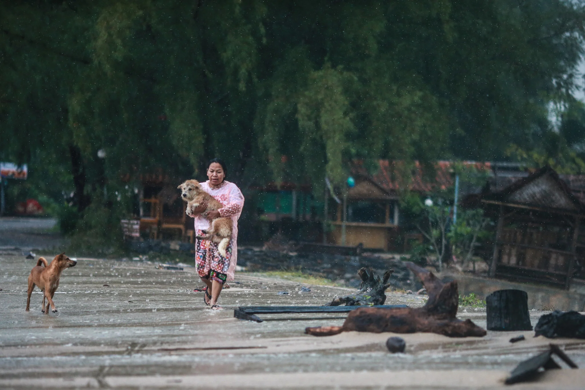 Preparing for the storm to hit Nakhon Si Thammarat Province on Friday. Credit Krittapas Chaipimon/Reuters