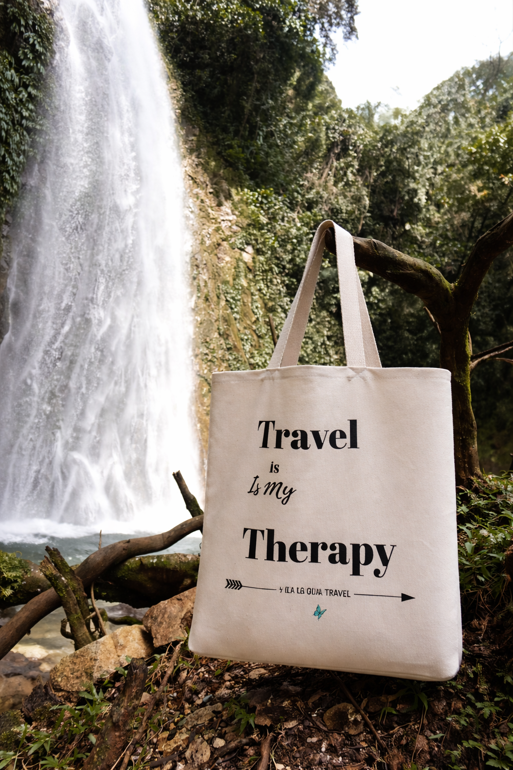 Travel Tote Bag- "Travel is  my Therapy" - Viajar es mi Terapia