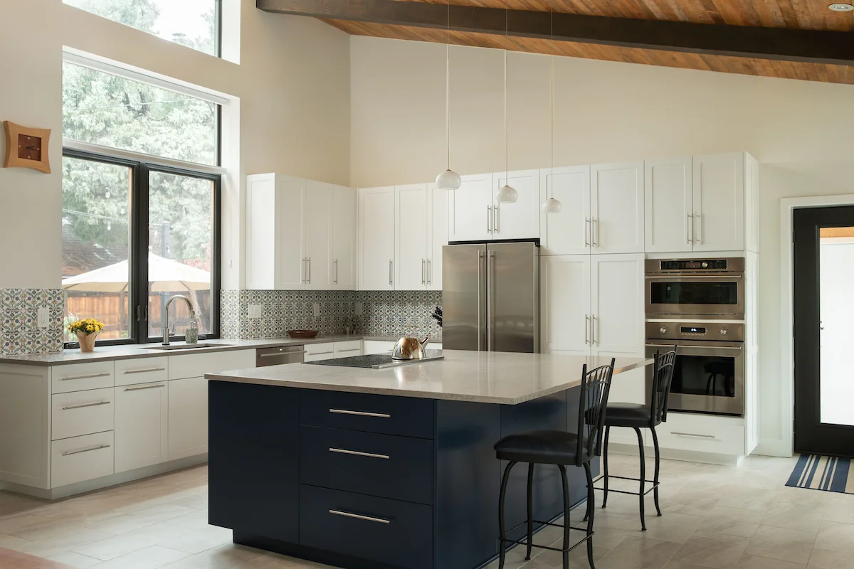 717Evergreen-Kitchen-3.jpg