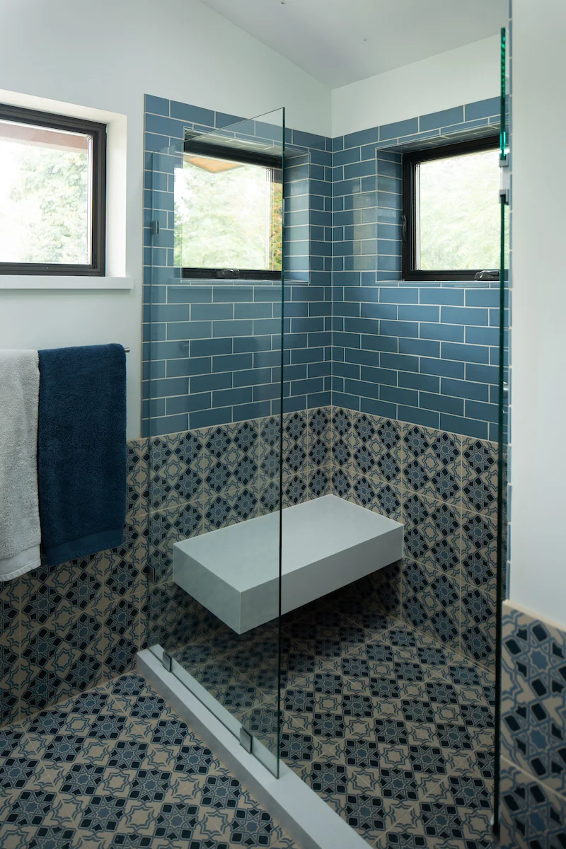 717Evergreen-Masterbath-2_1.jpg
