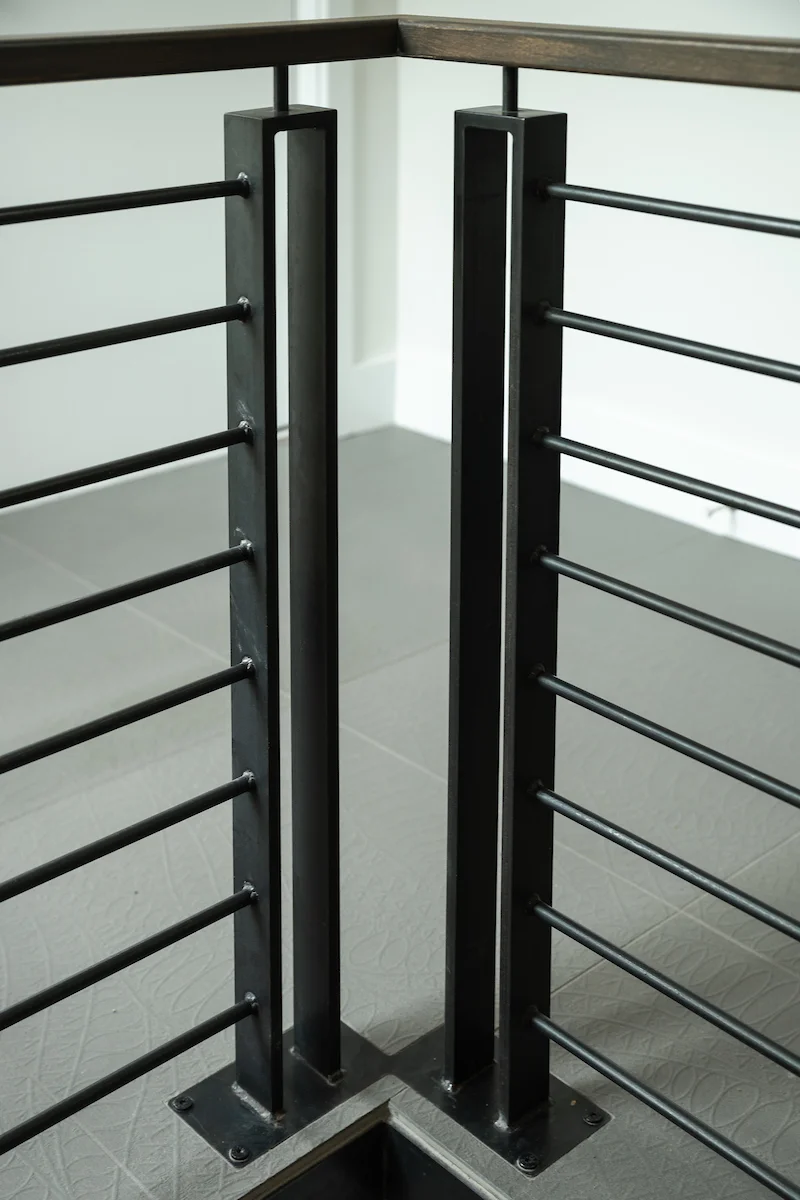 Evergreen Railing detail 2.jpg