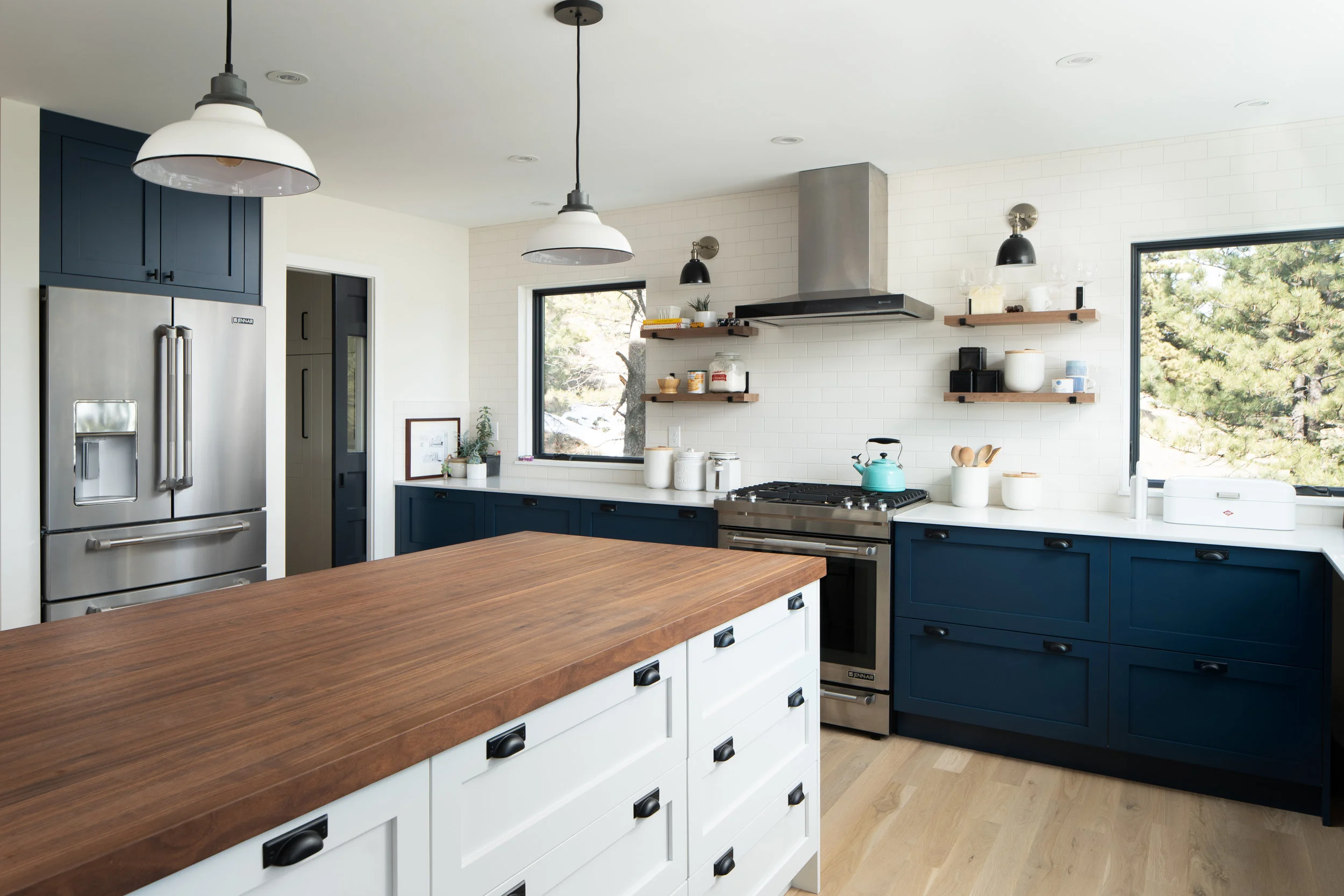 WildHorseCir-Kitchen.jpg