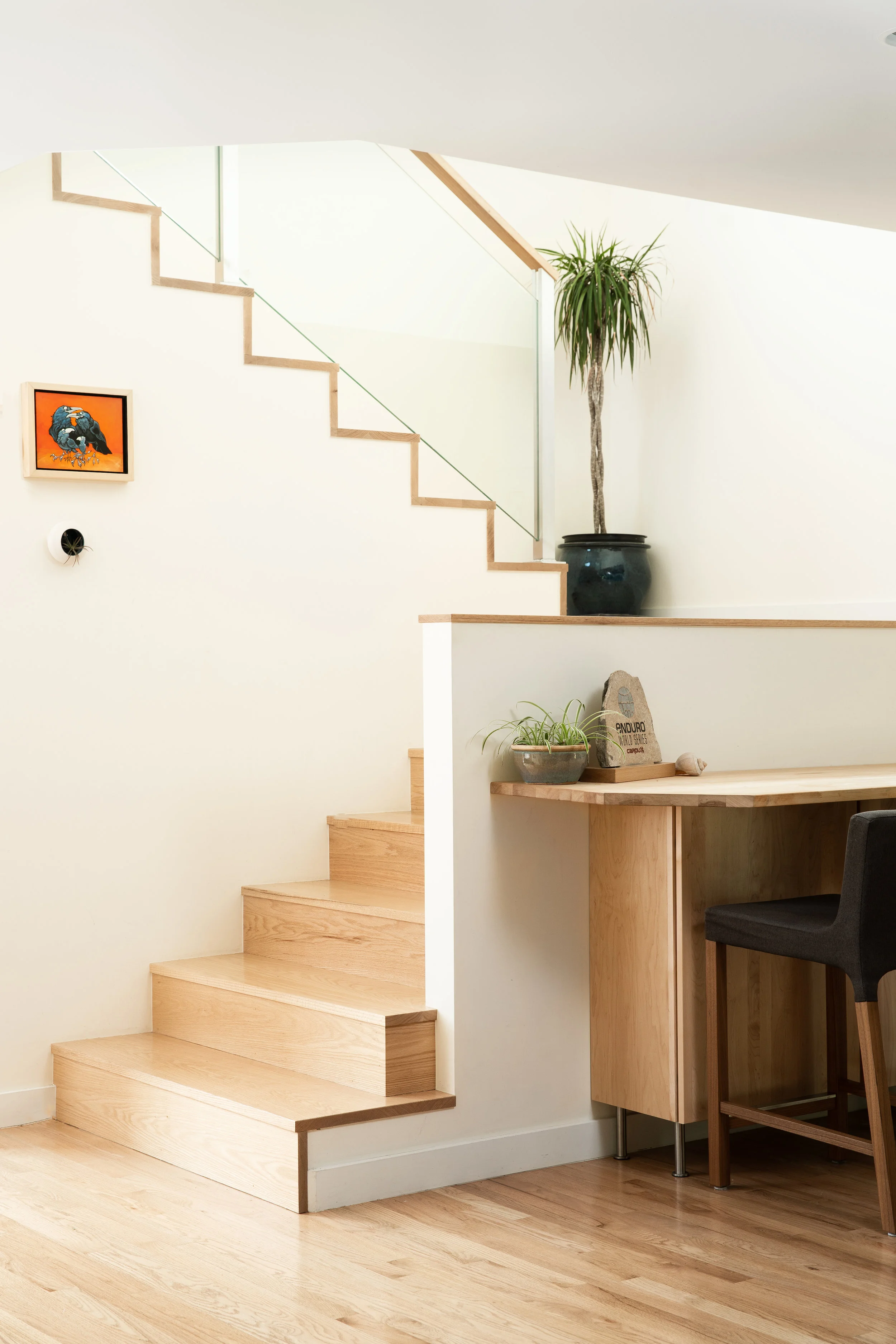 WestHouse-Staircase-1.jpg