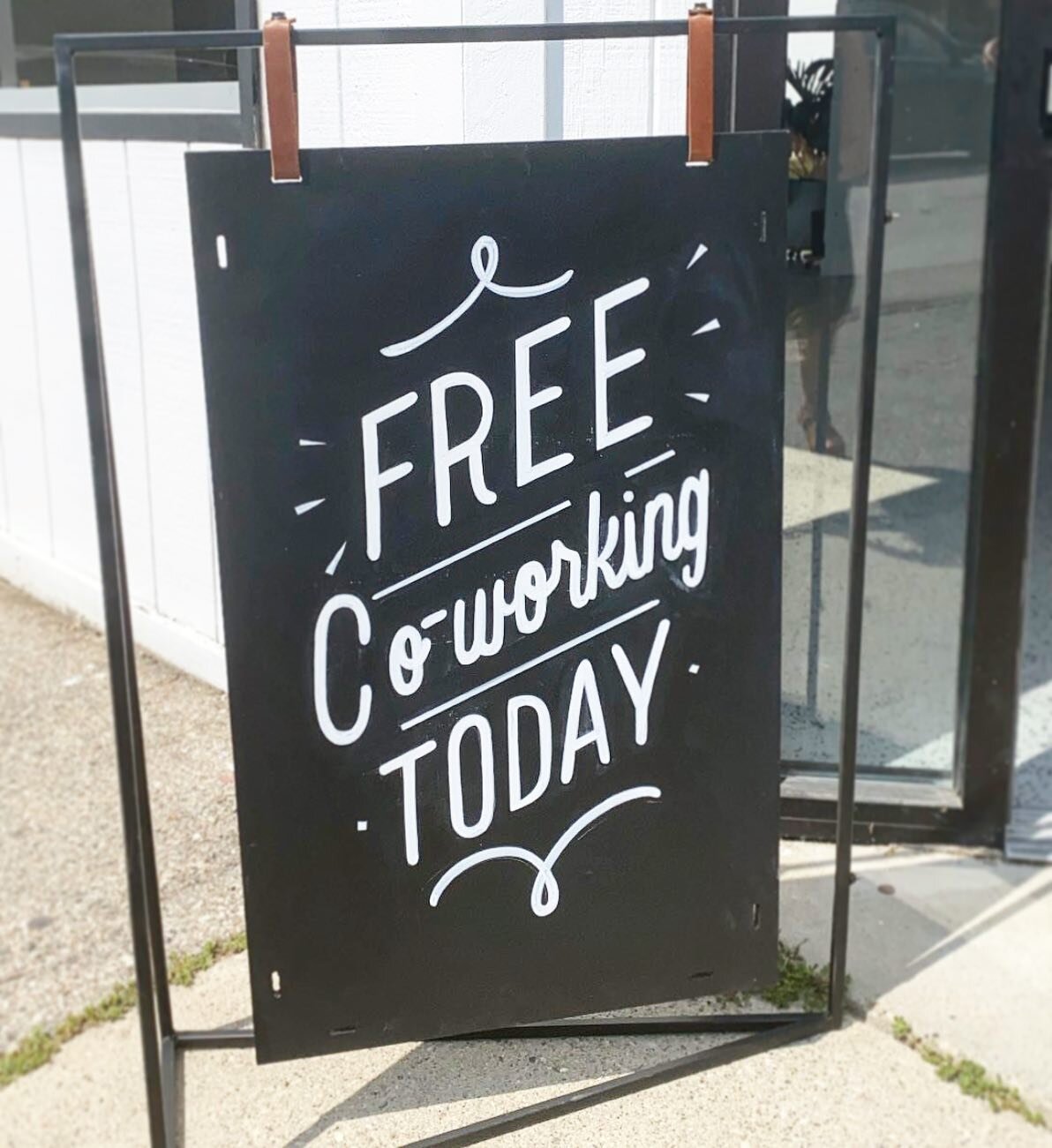 Thanks @studiostudioa2 for having me out to do your new chalkboard! 

For creative folks (and really anybody working from home) they have monthly packages at different levels for access to their co-working space with fast WiFi, blank-slate photograph