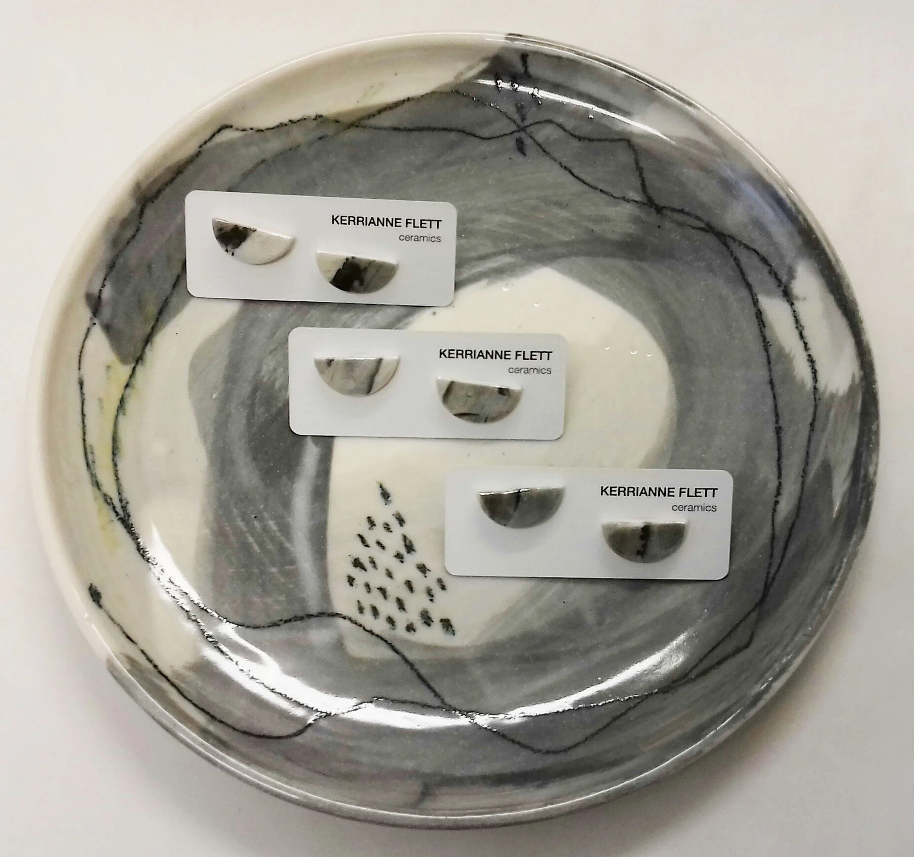Plate &amp; Brooches