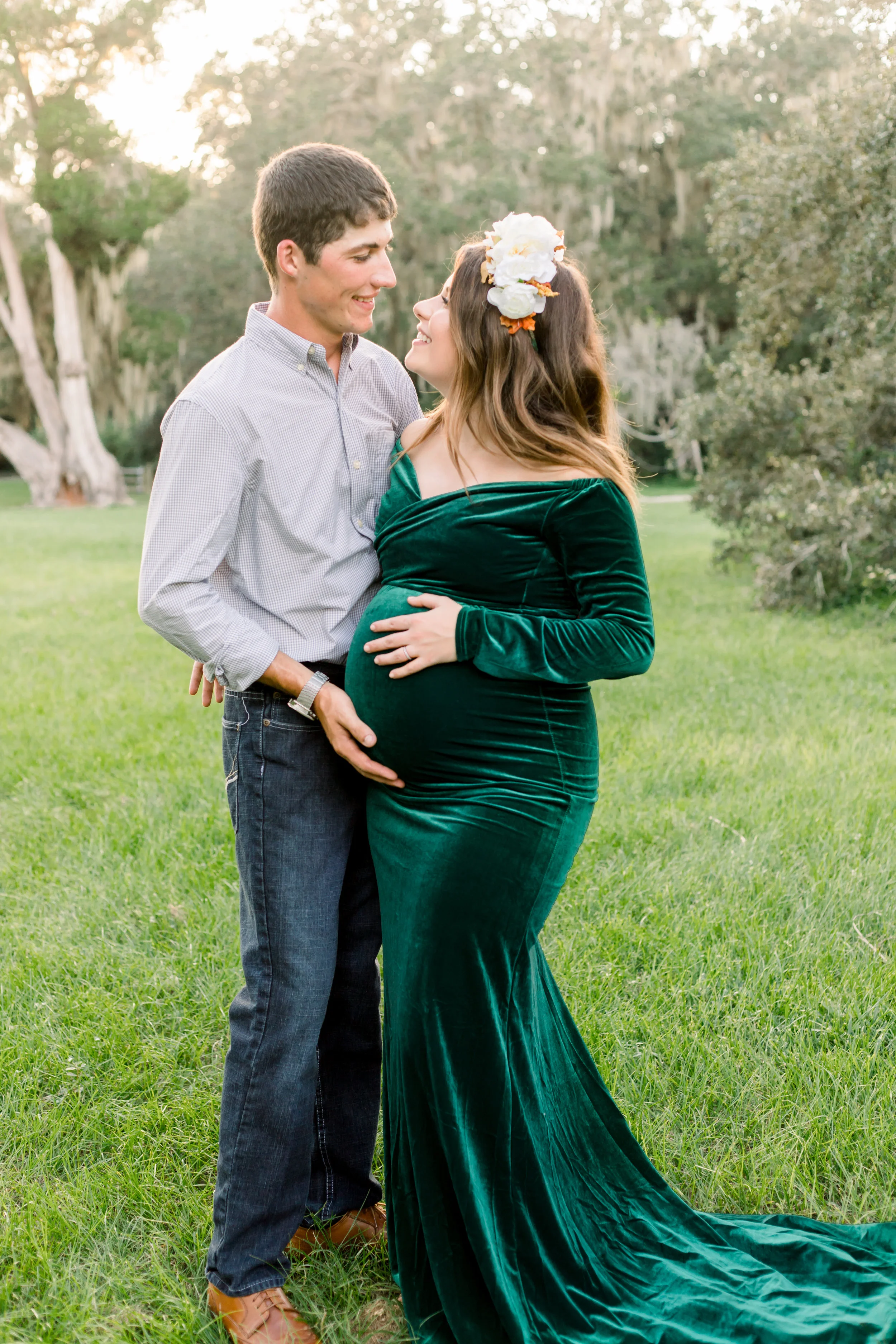 elegant-maternity-photo-shoot-based-in-florida