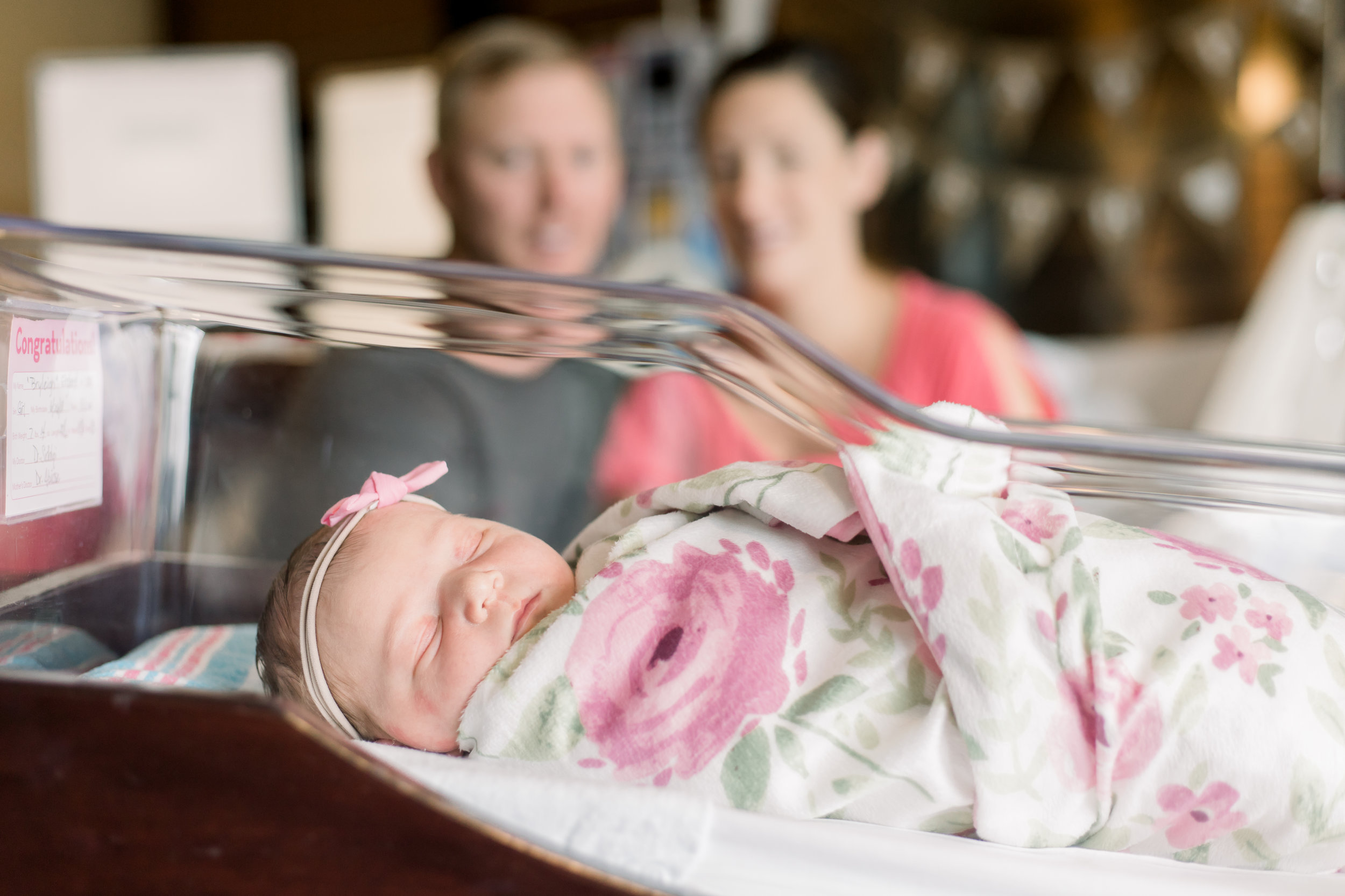 family-hospital-photo-shoot-welcome-baby-girl-floral-swaddle-set-dade-county-newborn-photographer
