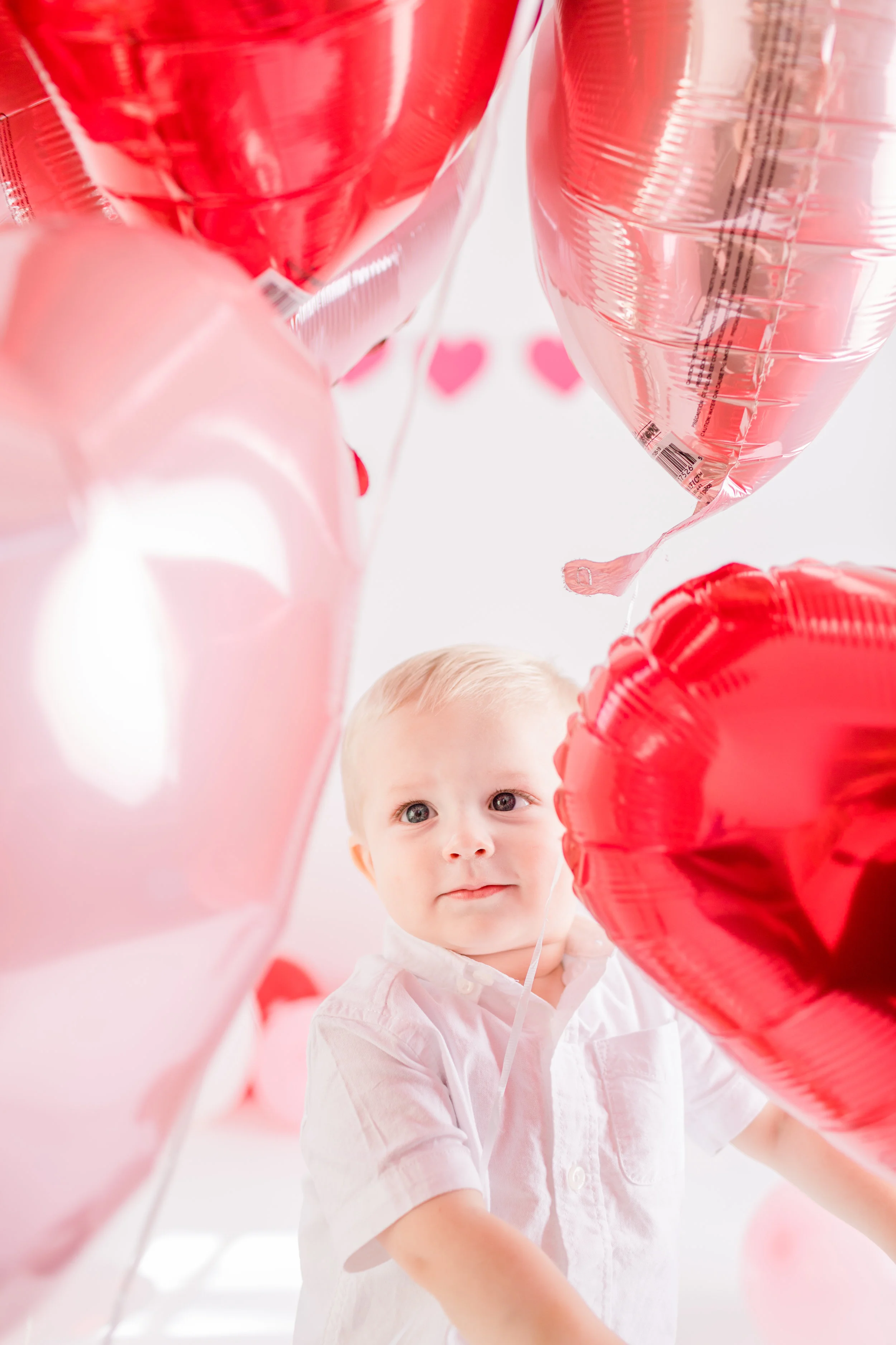 valentines-day-balloons-cute-baby-photos