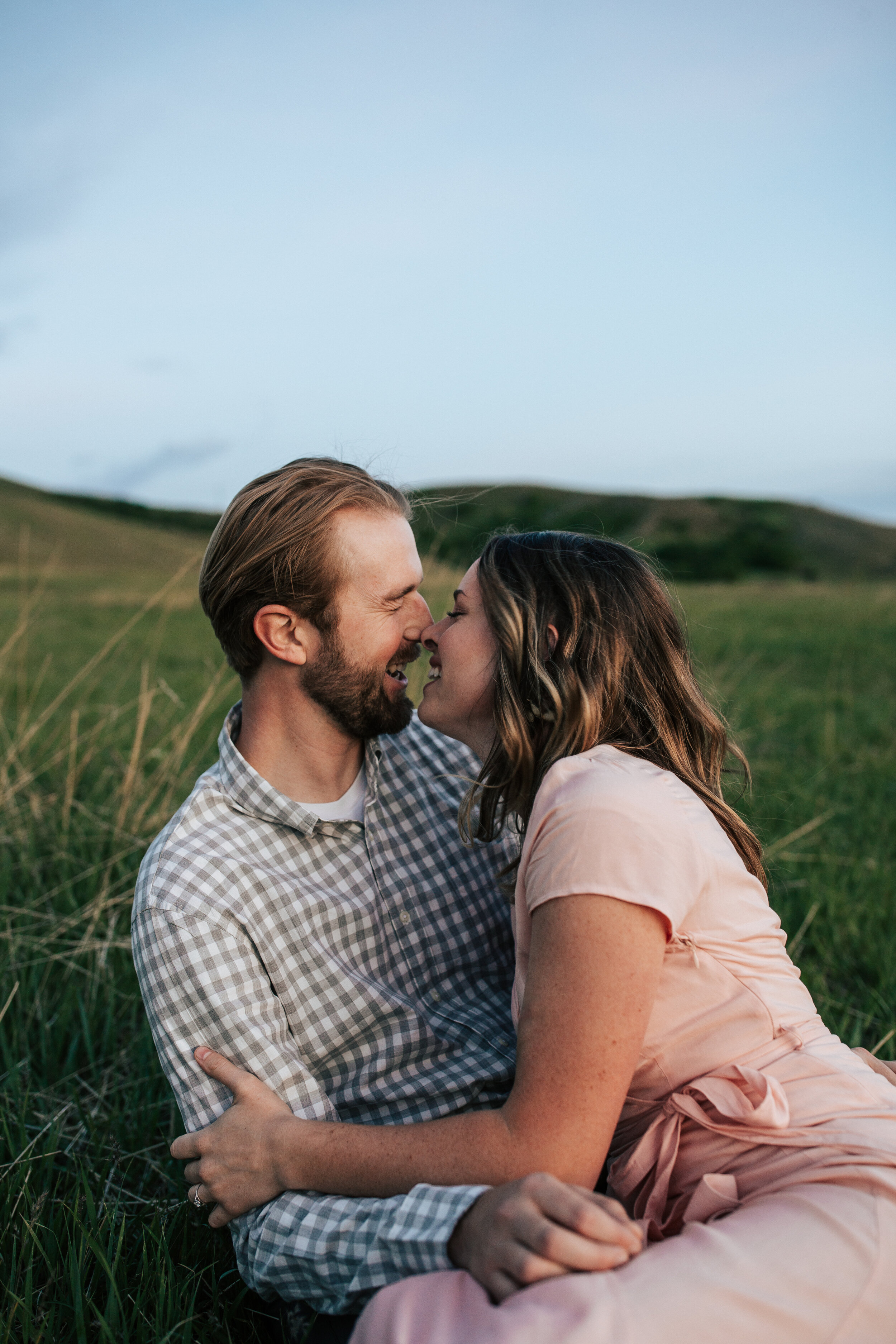 Utah summer engagements rolling hills mountains romantic couple shoot #utahphotographer #weddingphotographer #coupleshoot #engagements