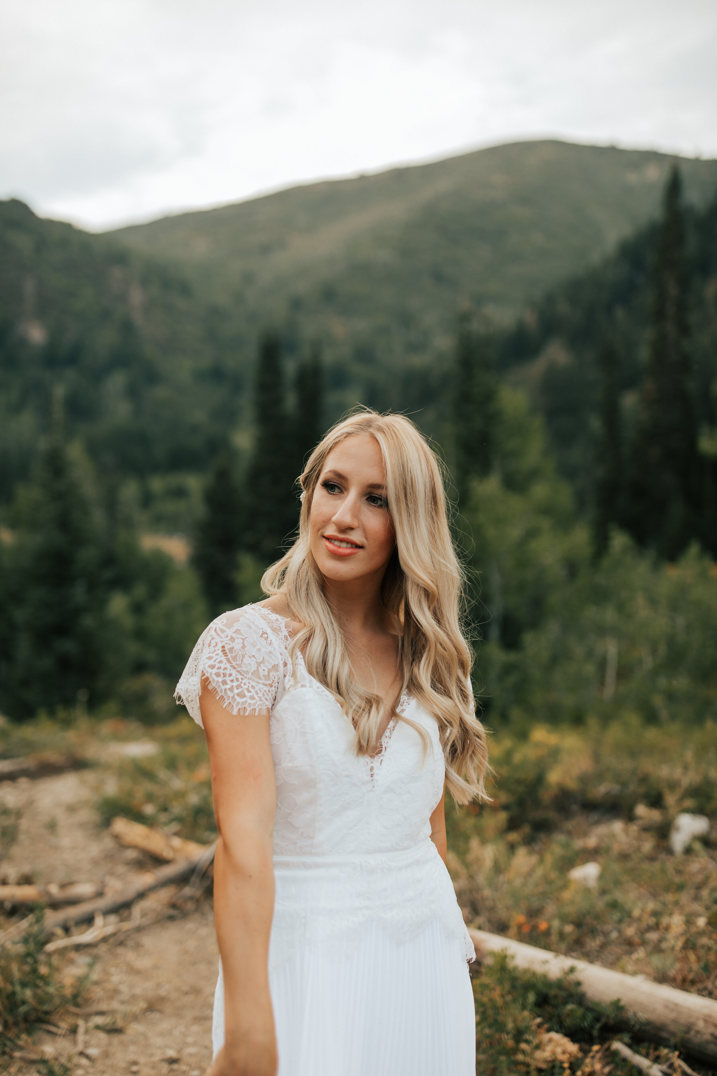 Utah elopement photographer Oregon Washington PNW wedding photographer couples shoot bridal session #utahelopementphotographer #elopementphotographer #washingtonphotographer #oregonphotographer
