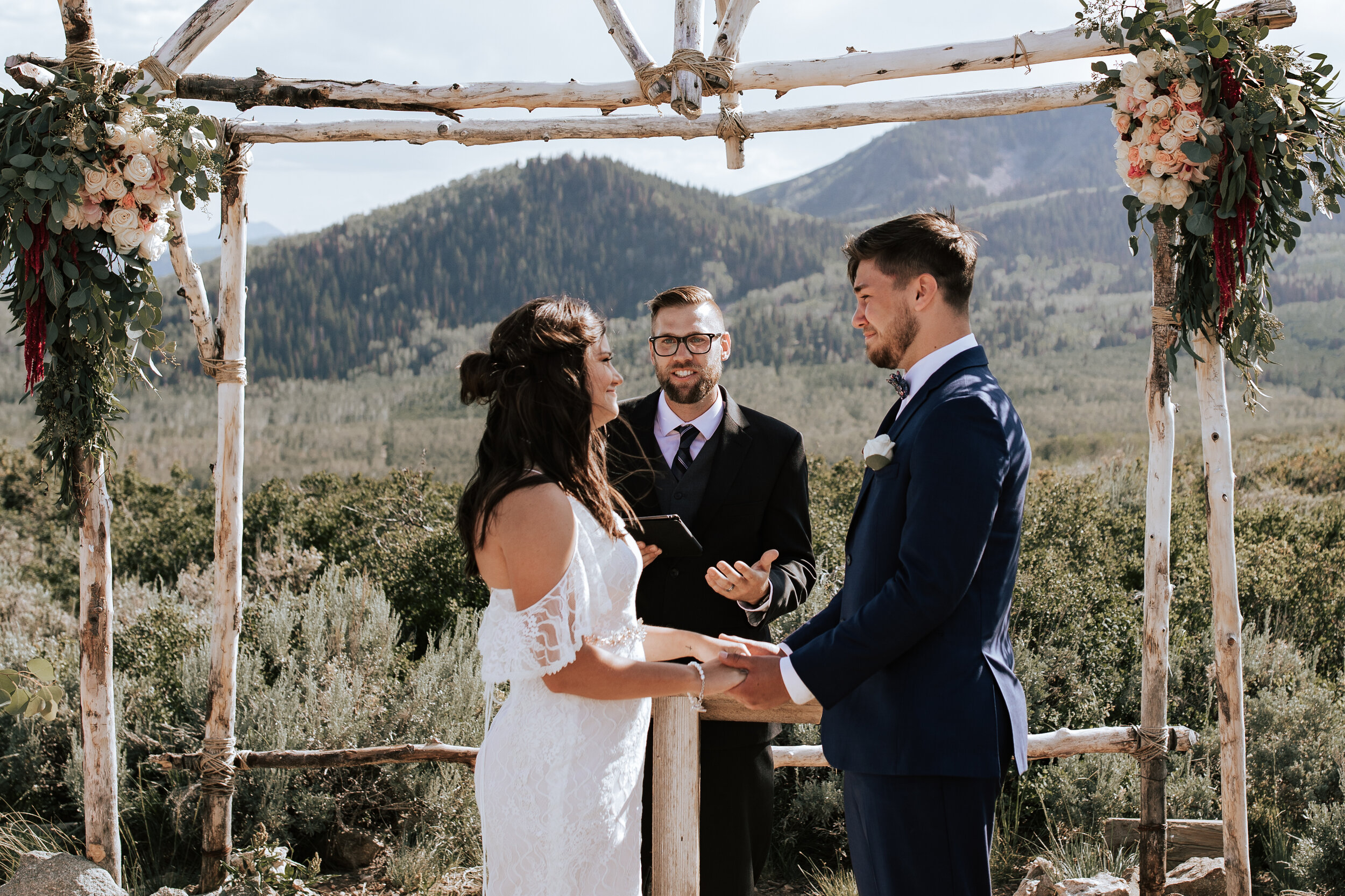 Park City Utah wedding photographer bride and groom first dance Utah elopement photographer mountain wedding #utahphotographer